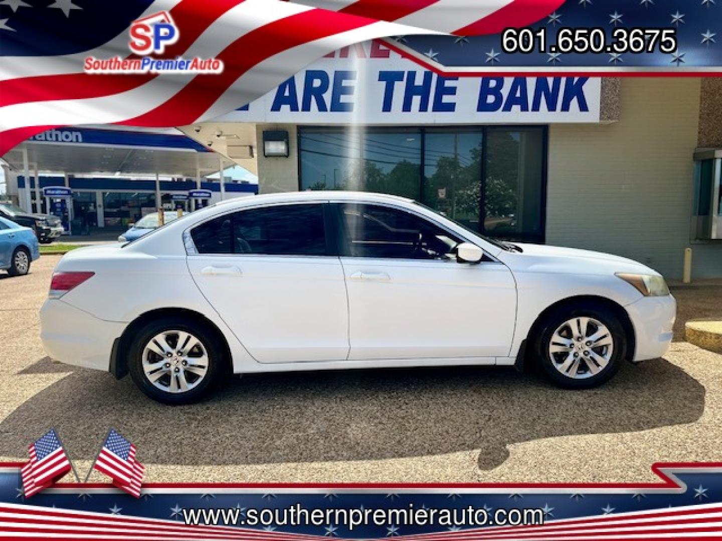 2008 WHITE /Grey HONDA ACCORD LX-P LX-P (1HGCP26468A) with an 2.4L L4 DOHC 16V engine, 5-Speed Automatic Overdrive transmission, located at 922 W. Beacon St., Philadelphia, MS, 39350, (601) 650-3675, 32.770447, -89.127151 - Title: 2008 Honda Accord LX-P Year: 2008 Make: Honda Model: Accord Engine: 2.4L L4 DOHC 16V Body: SEDAN 4-DR Transmission: 5-Speed Automatic Overdrive Drive Type :FWD Mpg City: 21 Mpg: 31 Trim: LX-P - Photo#6