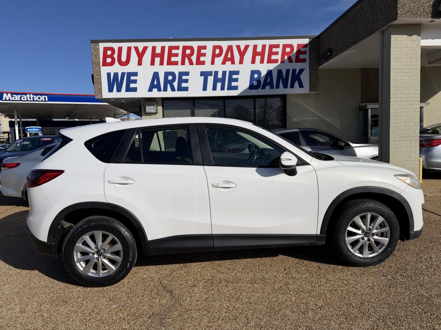 2016 WHITE /Grey MAZDA CX-5 SPORT Sport (JM3KE2BY6G0) with an 2.5L L4 DOHC 16V engine, 6-Speed Automatic transmission, located at 922 W. Beacon St., Philadelphia, MS, 39350, (601) 650-3675, 32.770447, -89.127151 - Title: 2016 Mazda CX-5 Sport AT Year: 2016 Make: Mazda Model: CX-5 Engine: 2.5L L4 DOHC 16V Body: SPORT UTILITY 4-DR Transmission: 6-Speed Automatic Drive Type: FWD Mpg City: 26 Mpg: 33 Trim: Sport AT - Photo#6