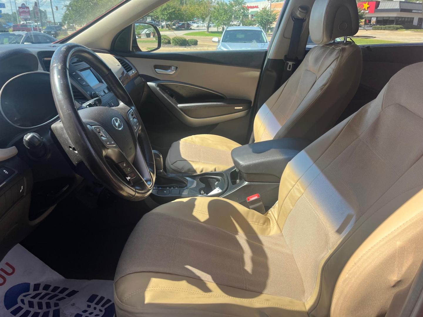 2014 RED HYUNDAI SANTA FE GLS Limited (KM8SN4HF5EU) with an 3.3L V6 DOHC 24V engine, 6-Speed Automatic transmission, located at 922 W. Beacon St., Philadelphia, MS, 39350, (601) 650-3675, 32.770447, -89.127151 - Title: 2014 Hyundai Santa Fe GLS FWD Year: 2014 Make: Hyundai Model: Santa Fe Engine: 3.3L V6 DOHC 24V Body: SPORT UTILITY 4-DR Transmission: 6-Speed Automatic Drive Type: FWD Mpg City: 18 Mpg: 25 Trim: GLS FWD - Photo#5