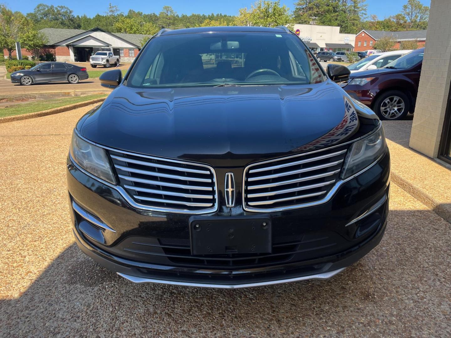 2017 BLACK /Black leather LINCOLN MKC PREMIER Limited (5LMCJ1C95HU) with an 2.0L L4 DOHC 16V engine, 6-Speed Automatic transmission, located at 922 W. Beacon St., Philadelphia, MS, 39350, (601) 650-3675, 32.770447, -89.127151 - Title: 2017 Lincoln MKC Premiere Year: 2017 Make: Lincoln Model: MKC Engine: 2.0L L4 DOHC 16V Body: SPORT UTILITY 4-DR Transmission: 6A Drive Type: FWD Mpg City: 20 Mpg: 29 Trim: Premiere - Photo#1