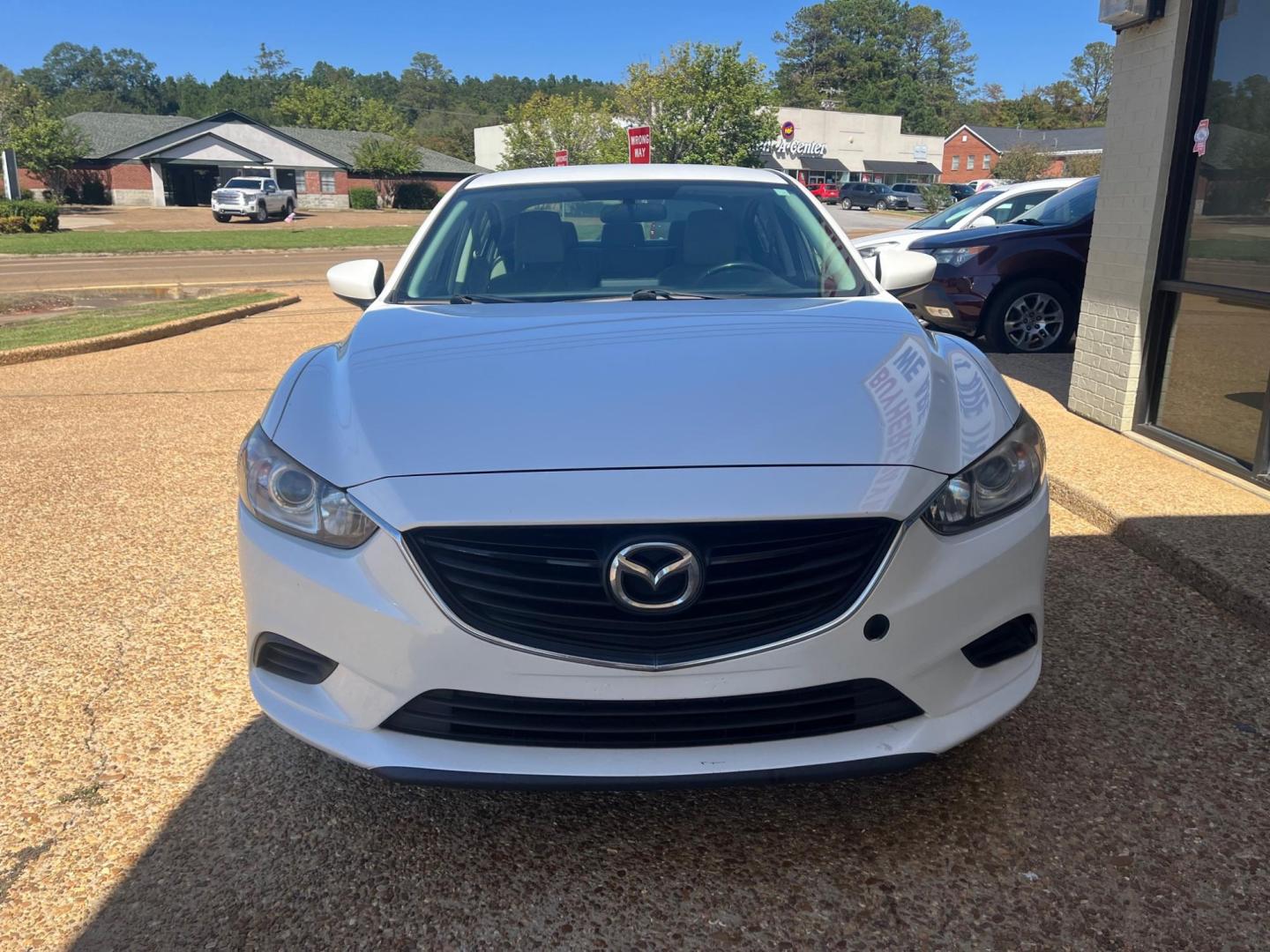 2016 WHITE MAZDA MAZDA6 TOURING I-sport (JM1GJ1V54G1) with an 2.5L L4 DOHC 16V engine, 6-Speed Automatic transmission, located at 922 W. Beacon St., Philadelphia, MS, 39350, (601) 650-3675, 32.770447, -89.127151 - Title: 2016 Mazda6 i Touring Year: 2016 Make: Mazda Model: Mazda6 Engine: 2.5L L4 DOHC 16V Body: HATCHBACK 4-DR Transmission: 6-Speed Automatic Drive Type: FWD Mpg City: 26 Mpg: 38 Trim: i Touring - Photo#1