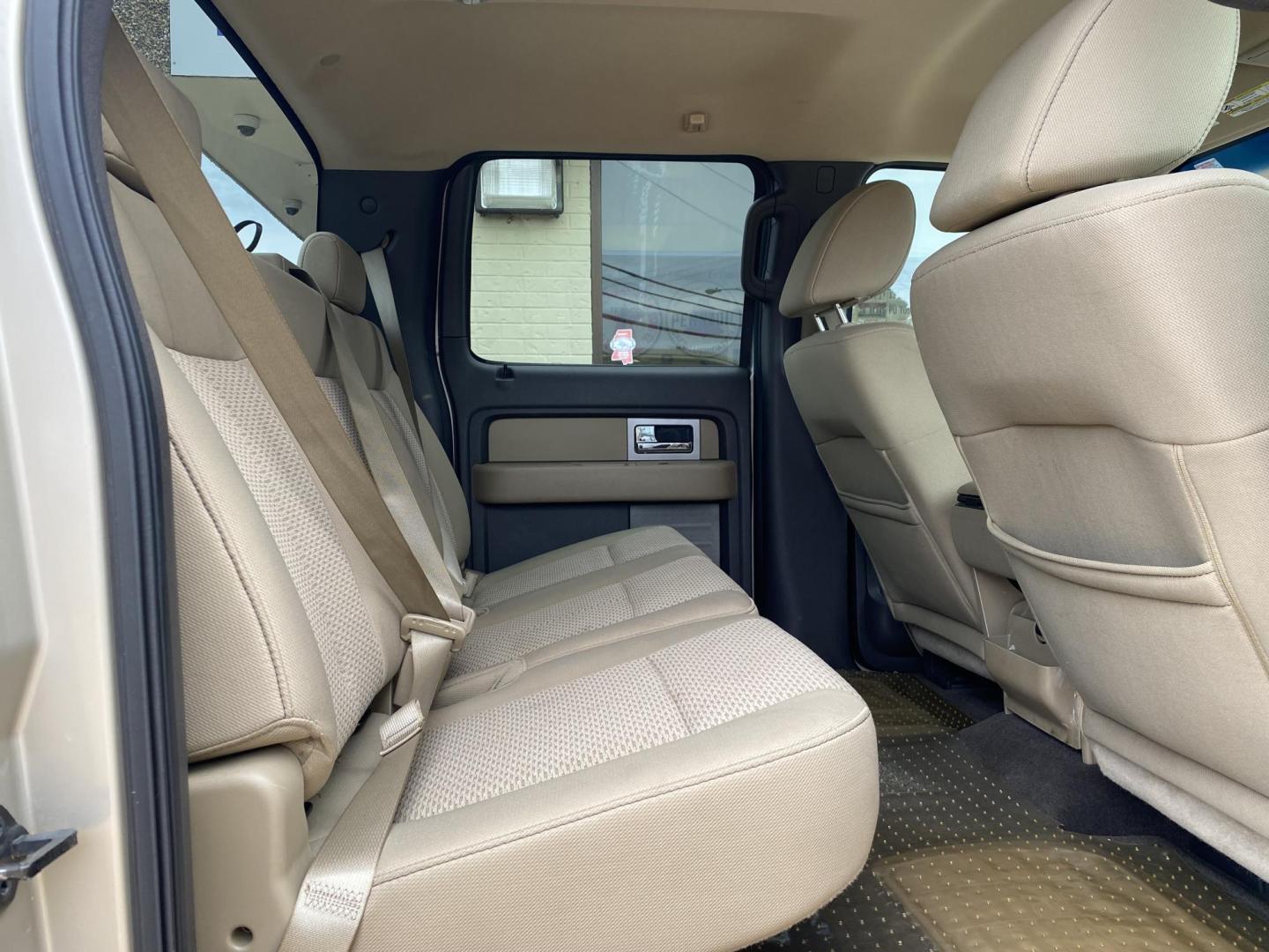 2009 TAN FORD F-150 XLT (1FTRW12849F) , located at 922 W. Beacon St., Philadelphia, MS, 39350, (601) 650-3675, 32.770447, -89.127151 - Photo#10