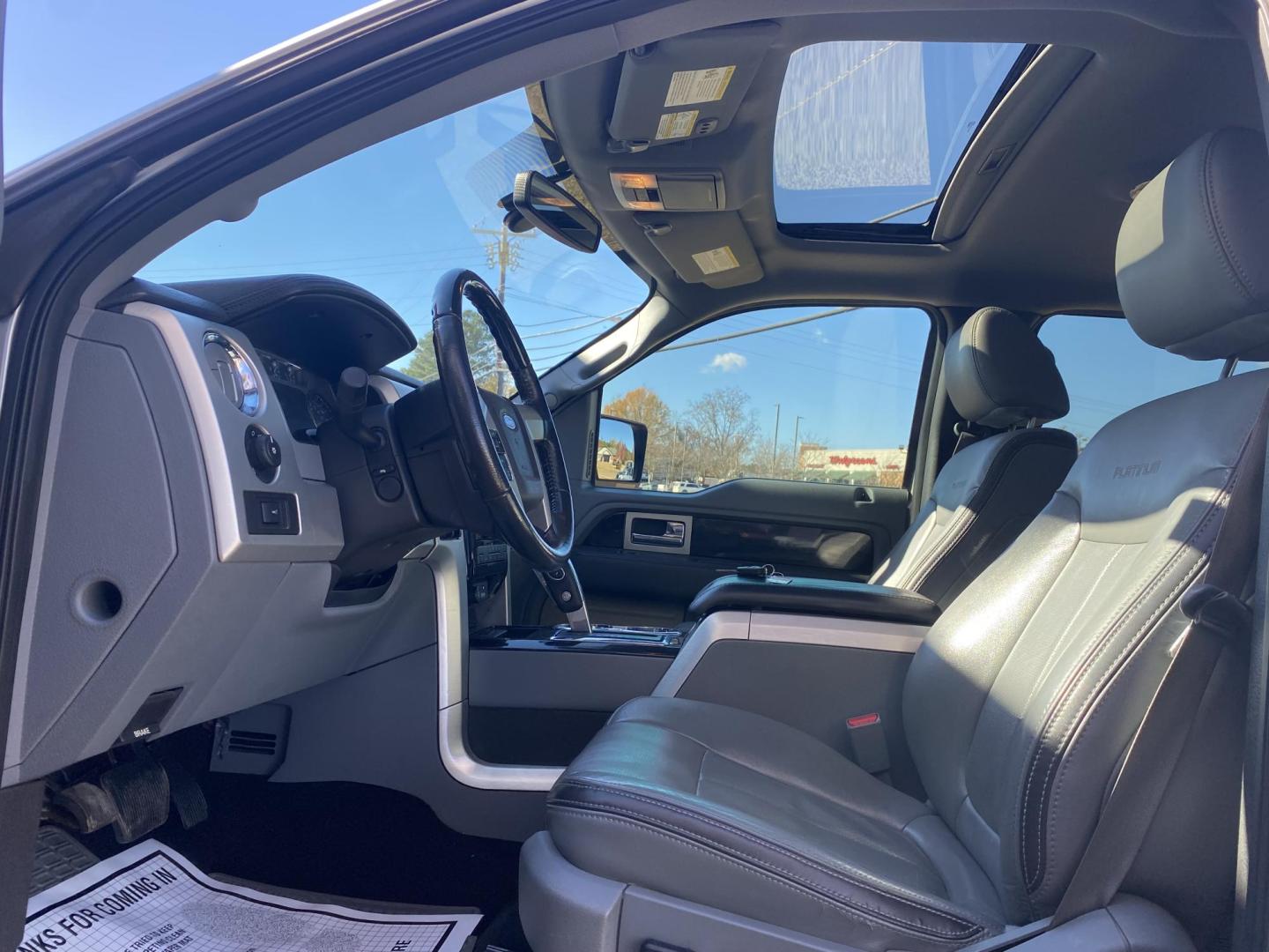 2011 SILVER FORD F-150 PLATINUM (1FTFW1ET9BF) with an 3.5L V6 TURBO engine, Automatic - 6R80 transmission, located at 922 W. Beacon St., Philadelphia, MS, 39350, (601) 650-3675, 32.770447, -89.127151 - 2011 Ford F-150 FX4 SuperCrew 5.5-ft. Bed 4WD Year:2011 Make:Ford Model:F-150 Engine:3.5L V6 Body:CREW CAB PICKUP 4-DR Transmission:4-Speed Automatic Drive Type:4WD Trim:FX4 SuperCrew 5.5-ft. Bed 4WD - Photo#9