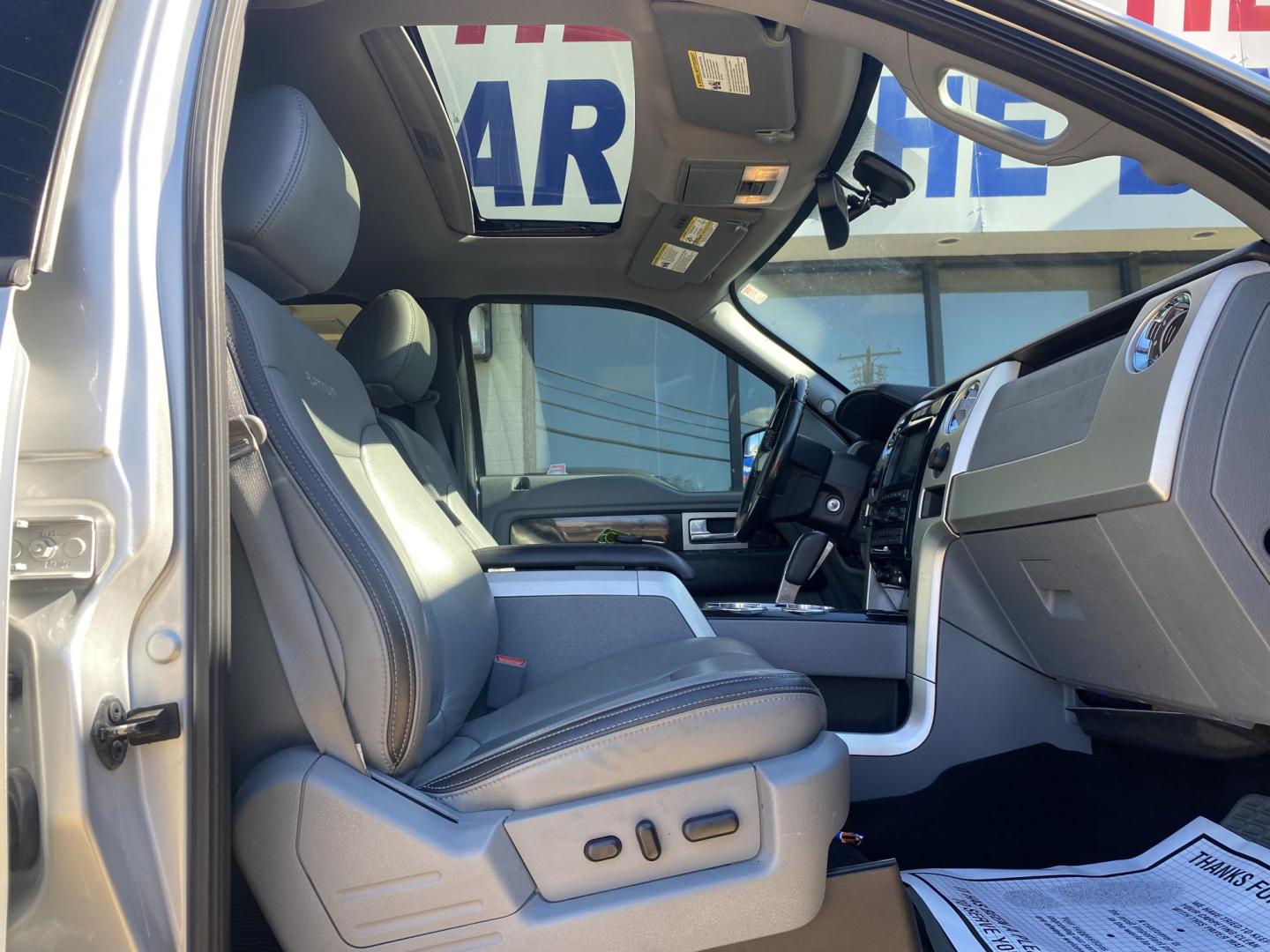 2011 SILVER FORD F-150 PLATINUM (1FTFW1ET9BF) with an 3.5L V6 TURBO engine, Automatic - 6R80 transmission, located at 922 W. Beacon St., Philadelphia, MS, 39350, (601) 650-3675, 32.770447, -89.127151 - 2011 Ford F-150 FX4 SuperCrew 5.5-ft. Bed 4WD Year:2011 Make:Ford Model:F-150 Engine:3.5L V6 Body:CREW CAB PICKUP 4-DR Transmission:4-Speed Automatic Drive Type:4WD Trim:FX4 SuperCrew 5.5-ft. Bed 4WD - Photo#10