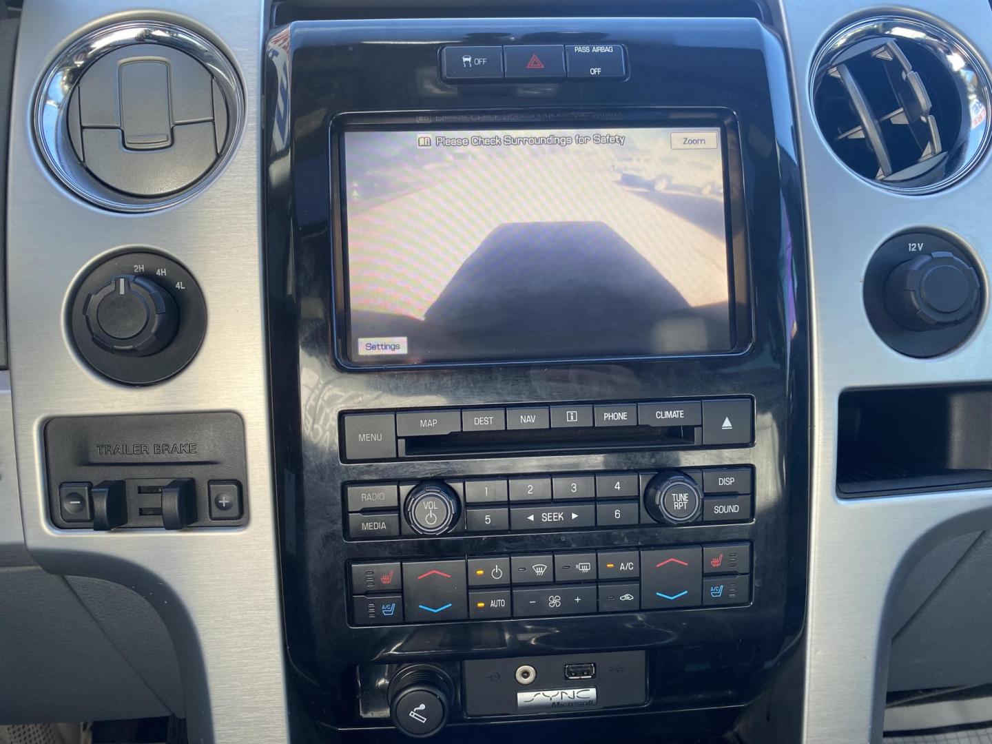 2011 SILVER FORD F-150 PLATINUM (1FTFW1ET9BF) with an 3.5L V6 TURBO engine, Automatic - 6R80 transmission, located at 922 W. Beacon St., Philadelphia, MS, 39350, (601) 650-3675, 32.770447, -89.127151 - 2011 Ford F-150 FX4 SuperCrew 5.5-ft. Bed 4WD Year:2011 Make:Ford Model:F-150 Engine:3.5L V6 Body:CREW CAB PICKUP 4-DR Transmission:4-Speed Automatic Drive Type:4WD Trim:FX4 SuperCrew 5.5-ft. Bed 4WD - Photo#14