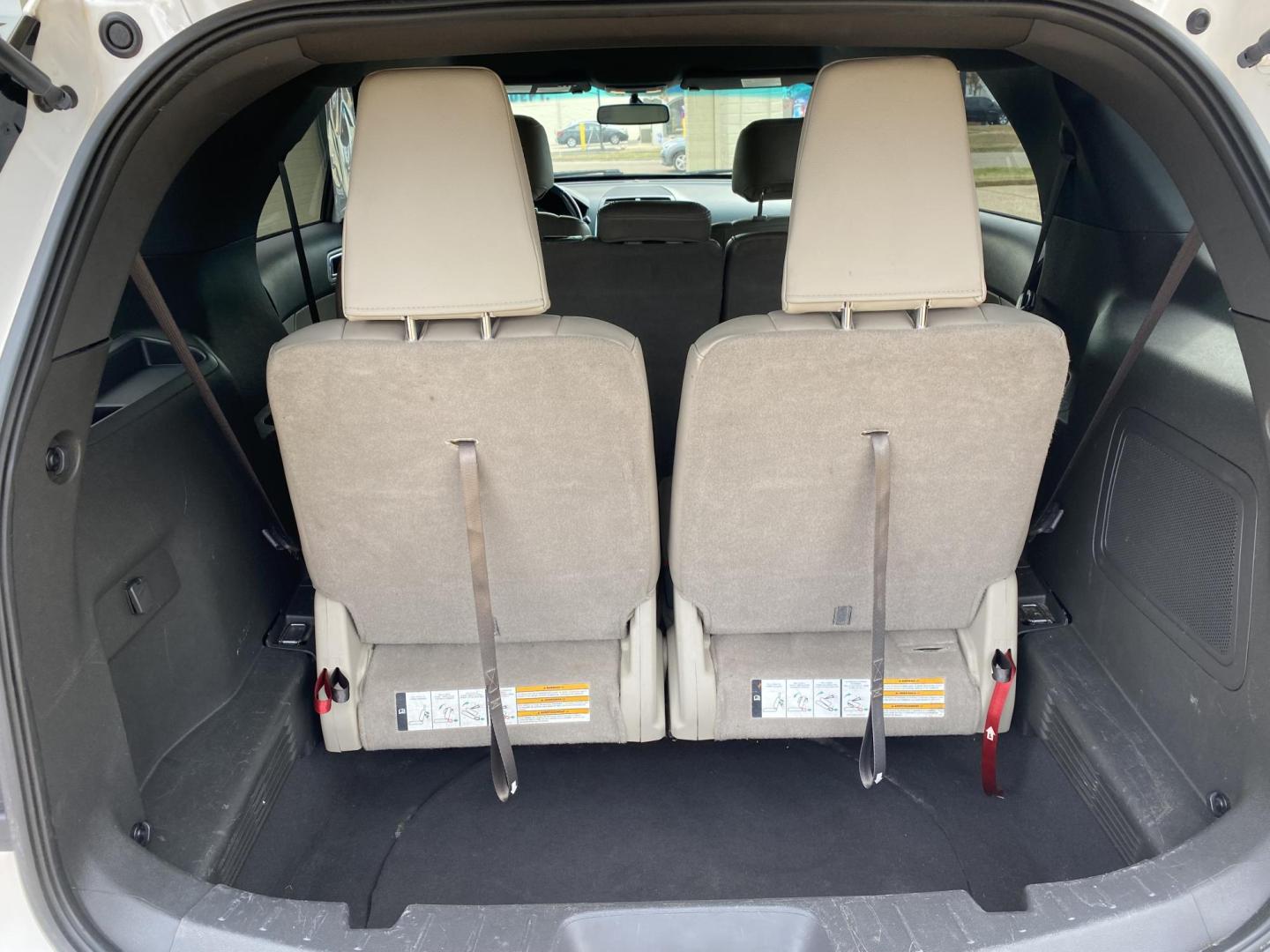 2013 WHITE FORD EXPLORER LIMITED (1FM5K7F82DG) , located at 922 W. Beacon St., Philadelphia, MS, 39350, (601) 650-3675, 32.770447, -89.127151 - Photo#10