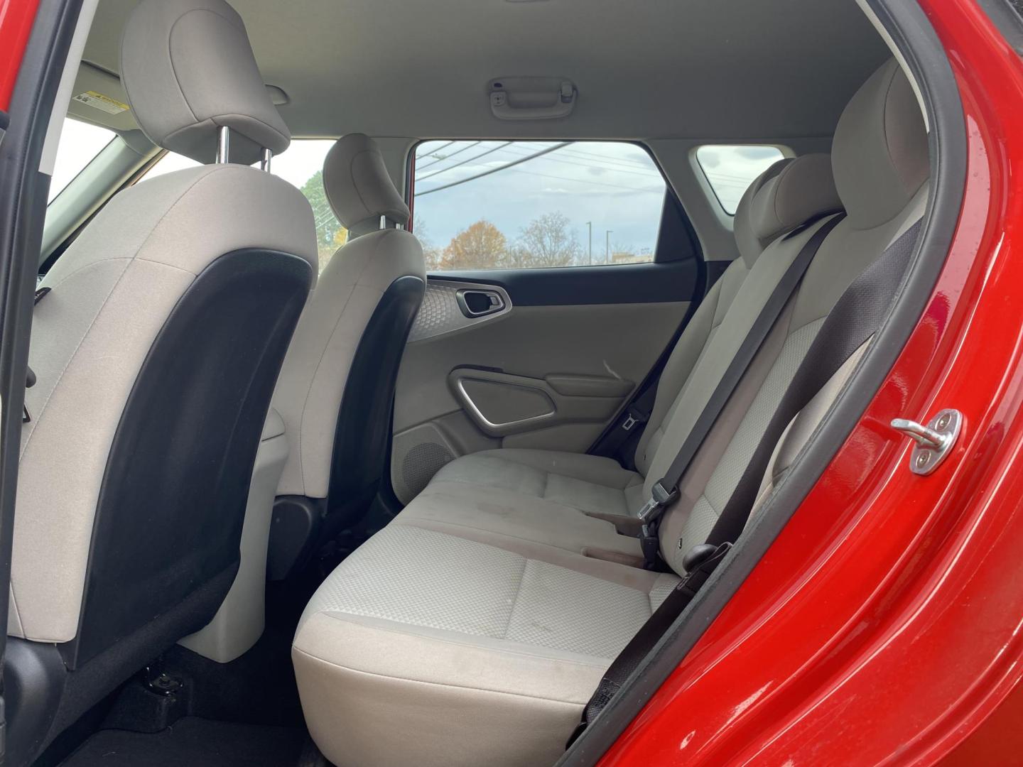 2020 RED KIA SOUL LX (KNDJ23AU0L7) , located at 922 W. Beacon St., Philadelphia, MS, 39350, (601) 650-3675, 32.770447, -89.127151 - Photo#9