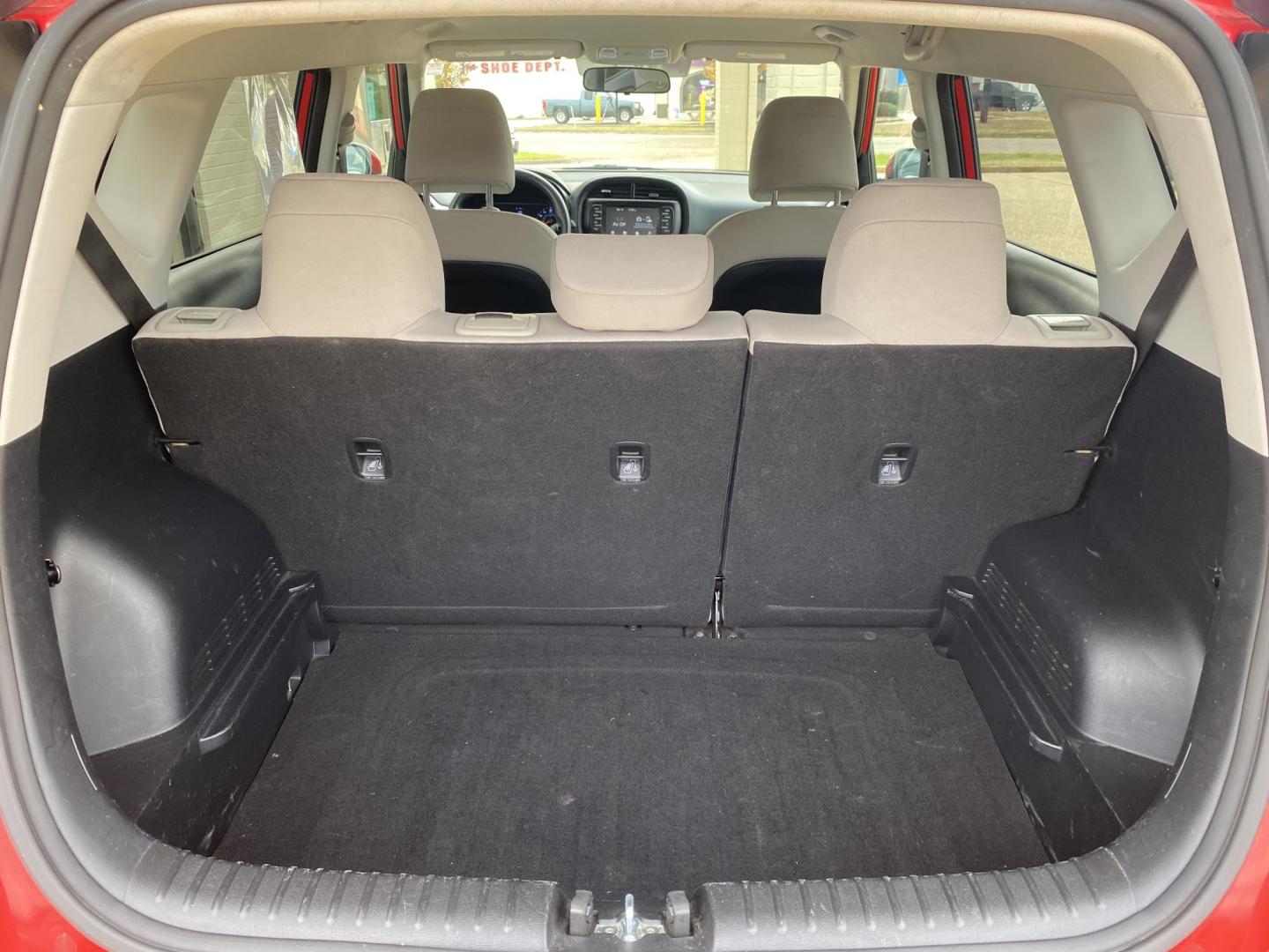 2020 RED KIA SOUL LX (KNDJ23AU0L7) , located at 922 W. Beacon St., Philadelphia, MS, 39350, (601) 650-3675, 32.770447, -89.127151 - Photo#10