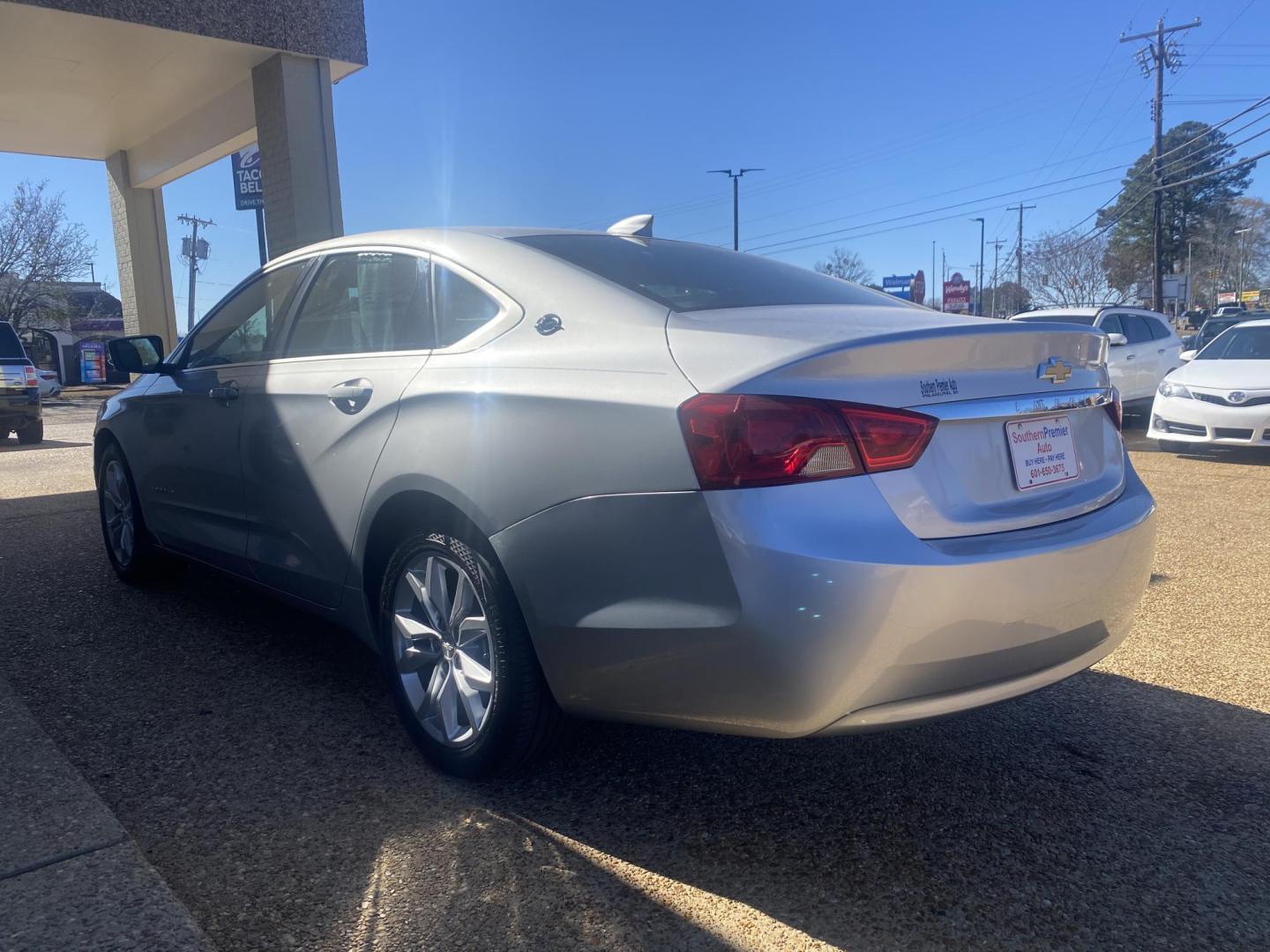 2017 SILVER CHEVROLET IMPALA LT (1LT) (2G1105SA8H9) , located at 922 W. Beacon St., Philadelphia, MS, 39350, (601) 650-3675, 32.770447, -89.127151 - Photo#3