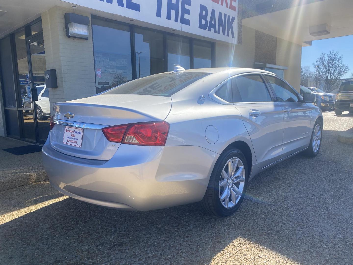 2017 SILVER CHEVROLET IMPALA LT (1LT) (2G1105SA8H9) , located at 922 W. Beacon St., Philadelphia, MS, 39350, (601) 650-3675, 32.770447, -89.127151 - Photo#5