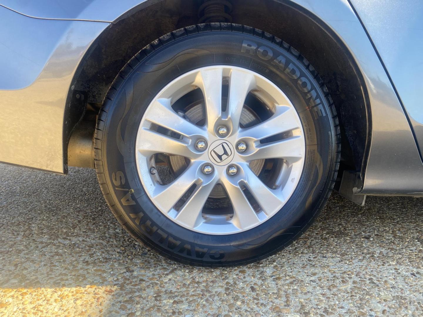 2010 GRAY HONDA ACCORD LX-P (1HGCP2F42AA) , located at 922 W. Beacon St., Philadelphia, MS, 39350, (601) 650-3675, 32.770447, -89.127151 - Photo#7