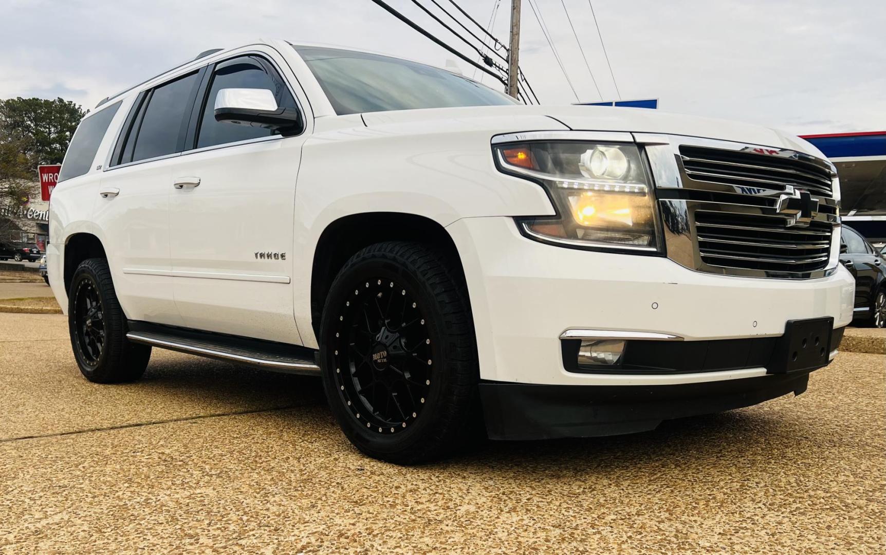 2015 WHITE CHEVROLET TAHOE LTZ (1GNSKCKC0FR) , located at 922 W. Beacon St., Philadelphia, MS, 39350, (601) 650-3675, 32.770447, -89.127151 - Photo#0