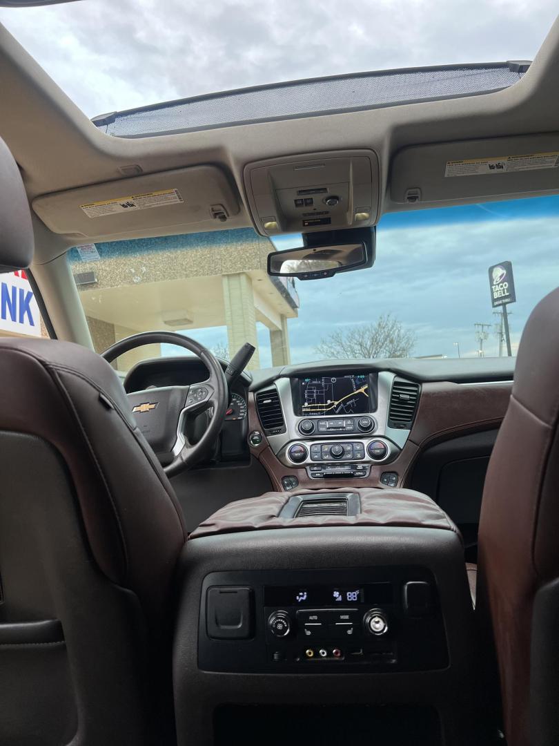 2015 WHITE CHEVROLET TAHOE LTZ (1GNSKCKC0FR) , located at 922 W. Beacon St., Philadelphia, MS, 39350, (601) 650-3675, 32.770447, -89.127151 - Photo#11