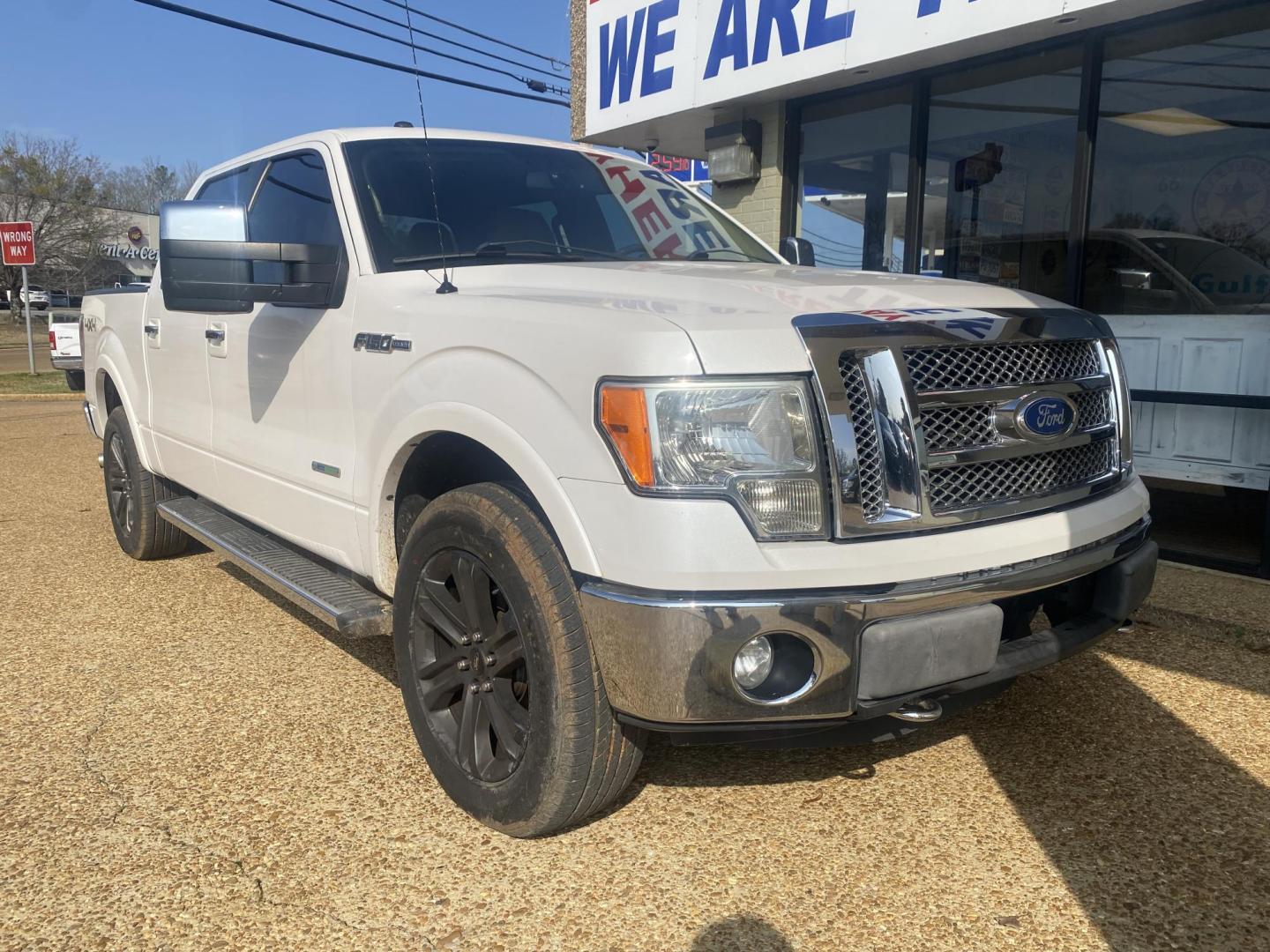 2011 WHITE FORD F-150 XL; PLATINUM; (1FTFW1ETXBF) , located at 922 W. Beacon St., Philadelphia, MS, 39350, (601) 650-3675, 32.770447, -89.127151 - Photo#0