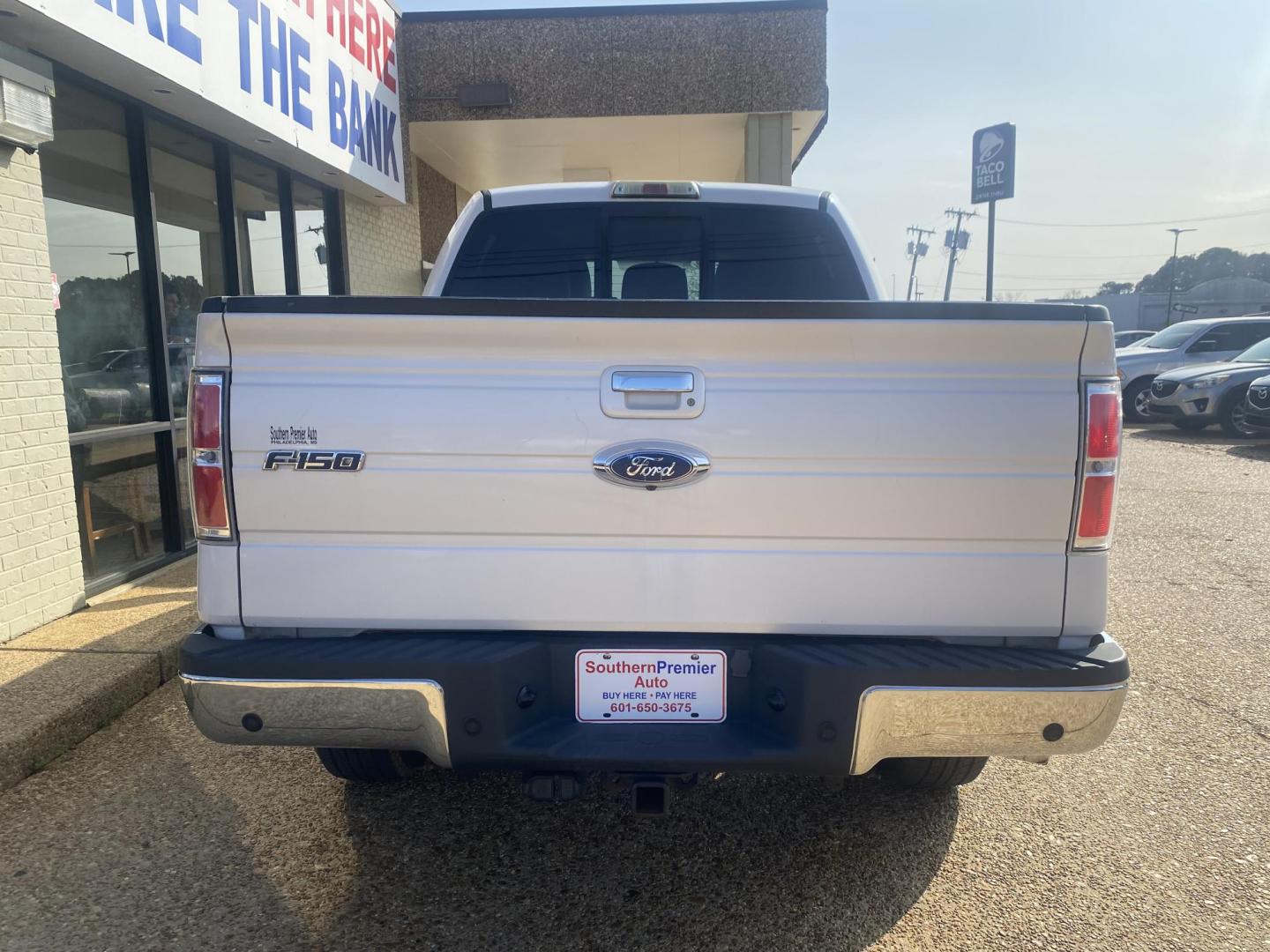 2011 WHITE FORD F-150 XL; PLATINUM; (1FTFW1ETXBF) , located at 922 W. Beacon St., Philadelphia, MS, 39350, (601) 650-3675, 32.770447, -89.127151 - Photo#4