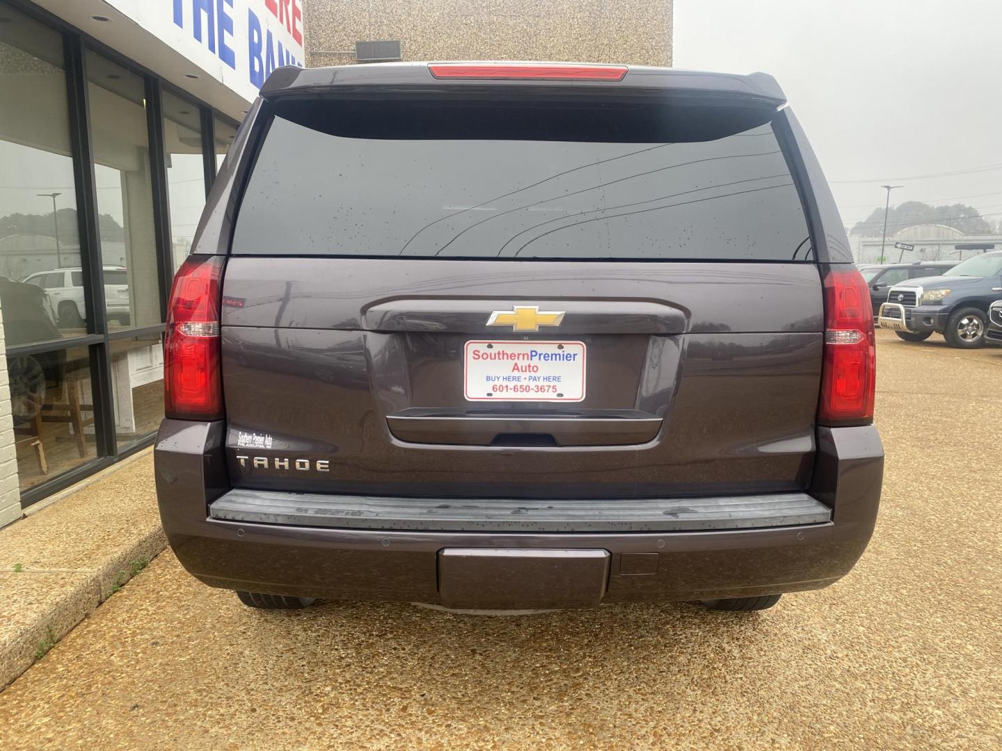 2015 BROWN CHEVROLET TAHOE LT (1GNSCBKCXFR) , located at 922 W. Beacon St., Philadelphia, MS, 39350, (601) 650-3675, 32.770447, -89.127151 - Photo#4