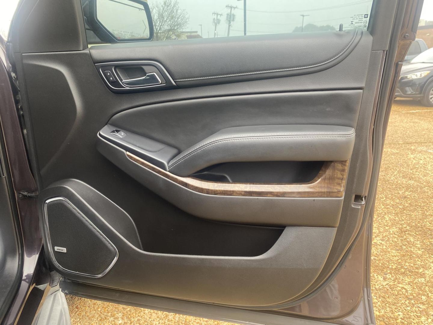2015 BROWN CHEVROLET TAHOE LT (1GNSCBKCXFR) , located at 922 W. Beacon St., Philadelphia, MS, 39350, (601) 650-3675, 32.770447, -89.127151 - Photo#17