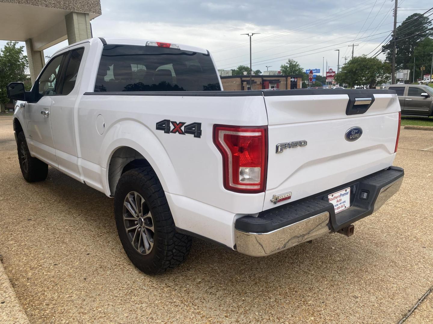 2015 WHITE FORD F-150 XL; LIMITED; P (1FTEX1EP3FK) , located at 922 W. Beacon St., Philadelphia, MS, 39350, (601) 650-3675, 32.770447, -89.127151 - Photo#3