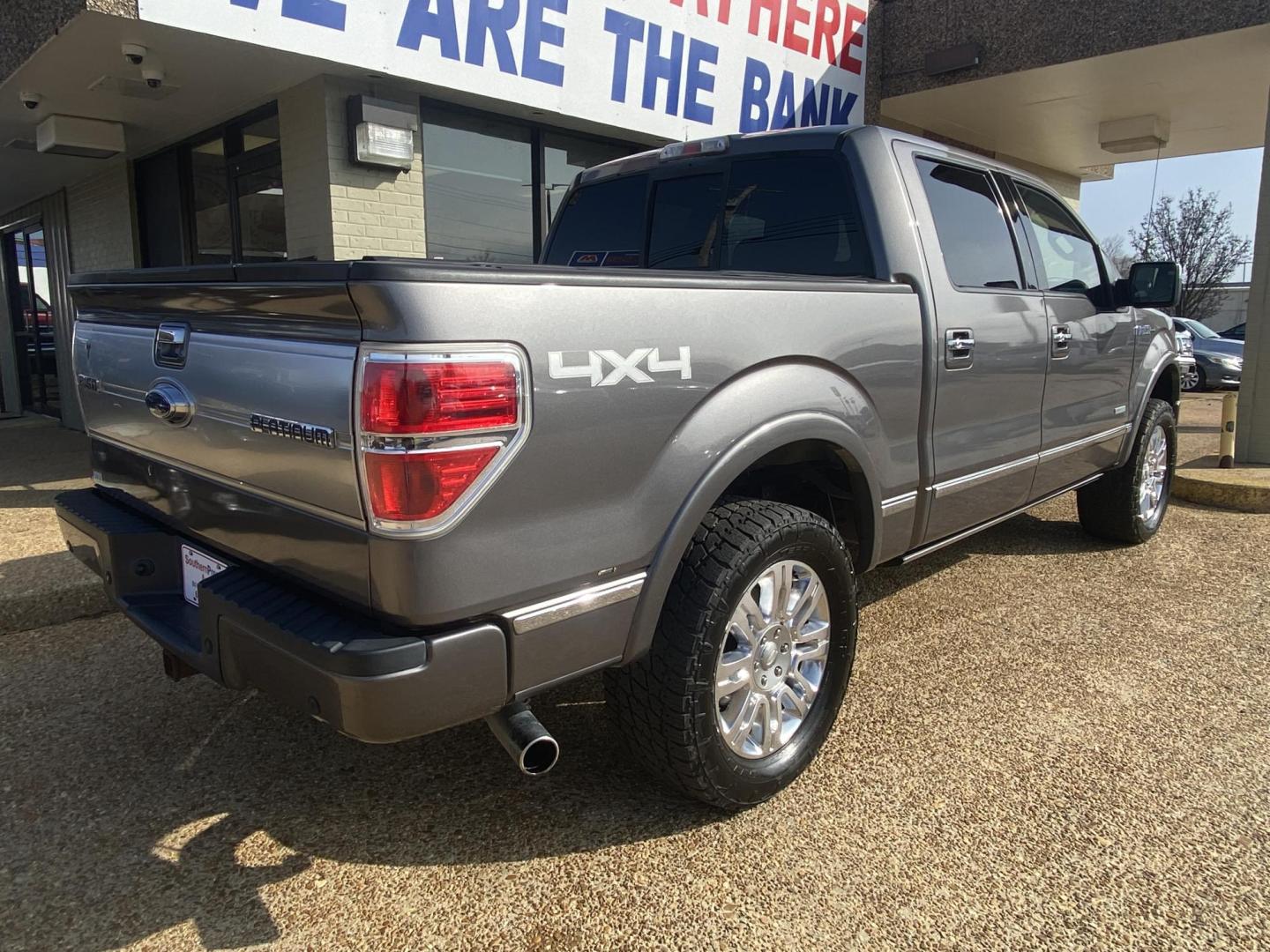 2012 GRAY FORD F-150 XL; PLATINUM; (1FTFW1ETXCF) , located at 922 W. Beacon St., Philadelphia, MS, 39350, (601) 650-3675, 32.770447, -89.127151 - Photo#5