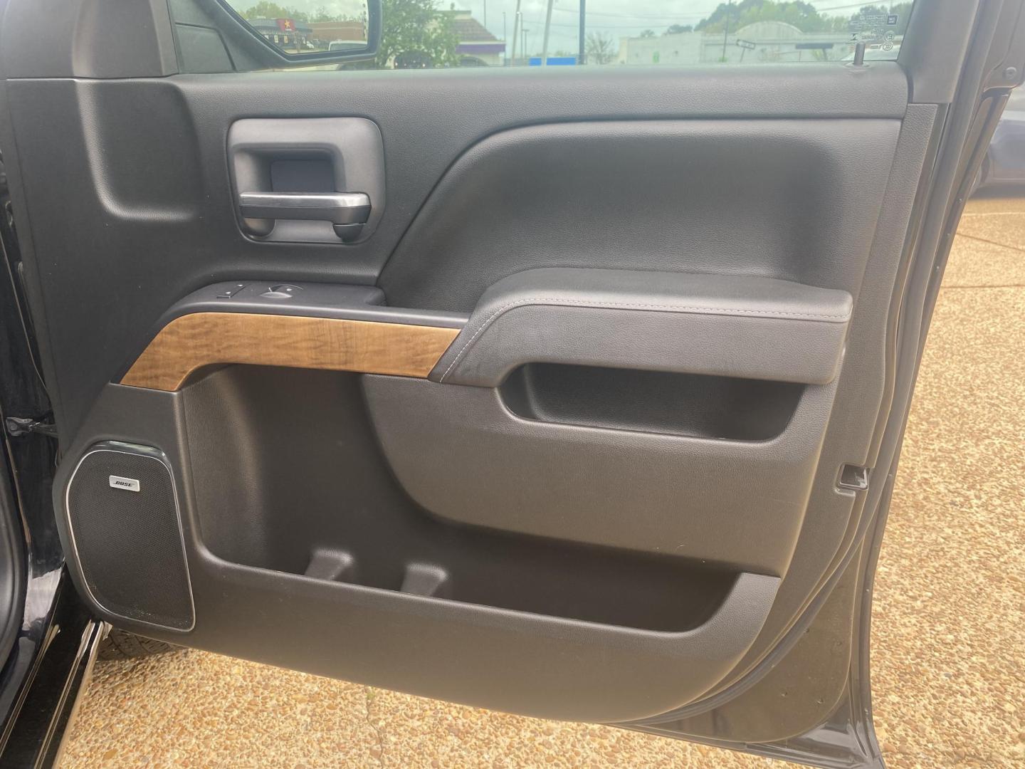 2015 BLACK CHEVROLET SILVERADO LTZ (3GCUKSEC7FG) , located at 922 W. Beacon St., Philadelphia, MS, 39350, (601) 650-3675, 32.770447, -89.127151 - Photo#11