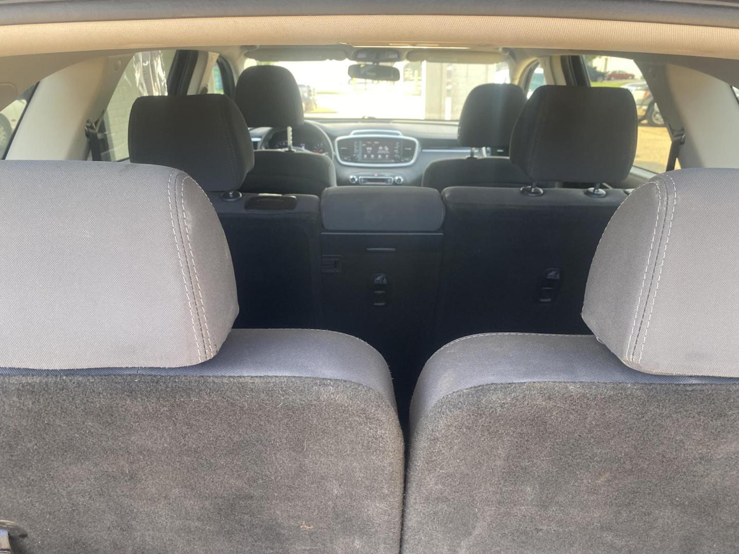 2019 BLUE KIA SORENTO LX (5XYPGDA59KG) , located at 922 W. Beacon St., Philadelphia, MS, 39350, (601) 650-3675, 32.770447, -89.127151 - Photo#17
