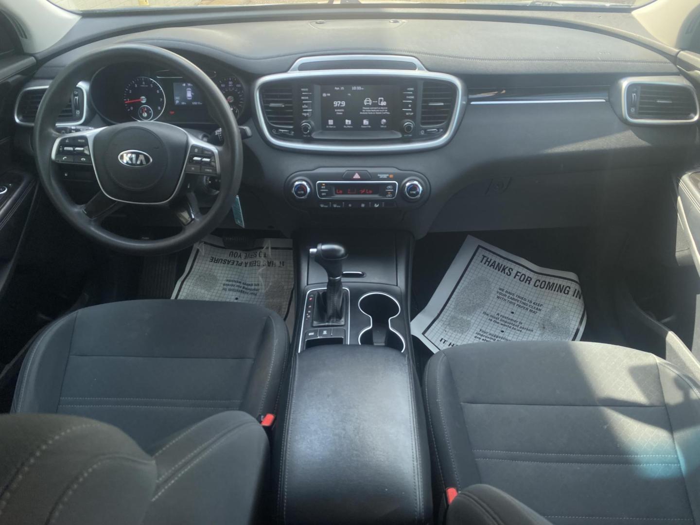 2019 BLUE KIA SORENTO LX (5XYPGDA59KG) , located at 922 W. Beacon St., Philadelphia, MS, 39350, (601) 650-3675, 32.770447, -89.127151 - Photo#16