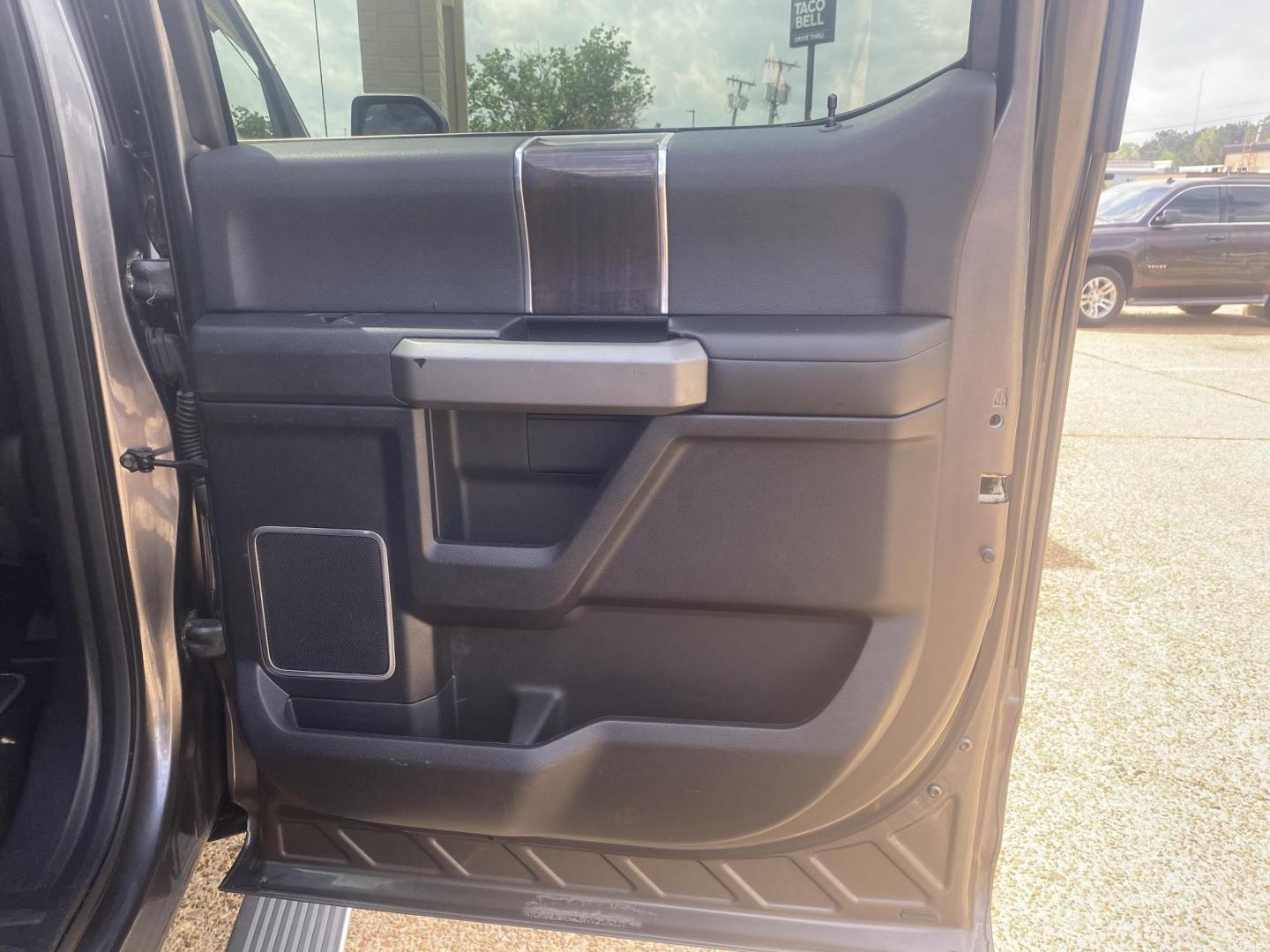 2015 GRAY FORD F-150 PLATINUM (1FTEW1EG5FF) , located at 922 W. Beacon St., Philadelphia, MS, 39350, (601) 650-3675, 32.770447, -89.127151 - Photo#13