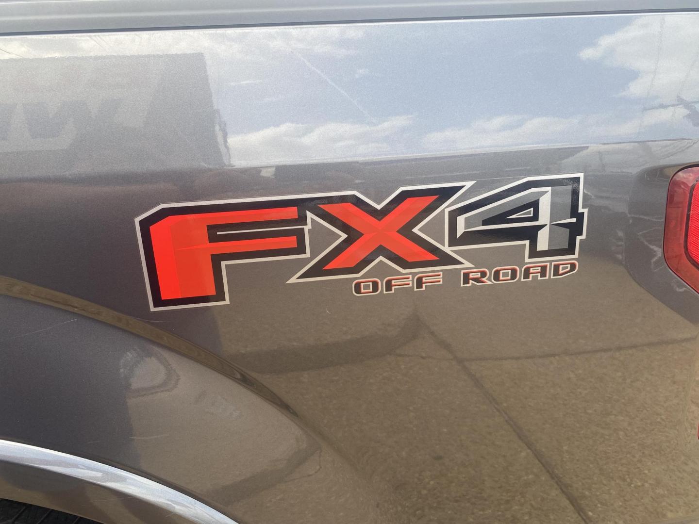 2015 GRAY FORD F-150 PLATINUM (1FTEW1EG5FF) , located at 922 W. Beacon St., Philadelphia, MS, 39350, (601) 650-3675, 32.770447, -89.127151 - Photo#20