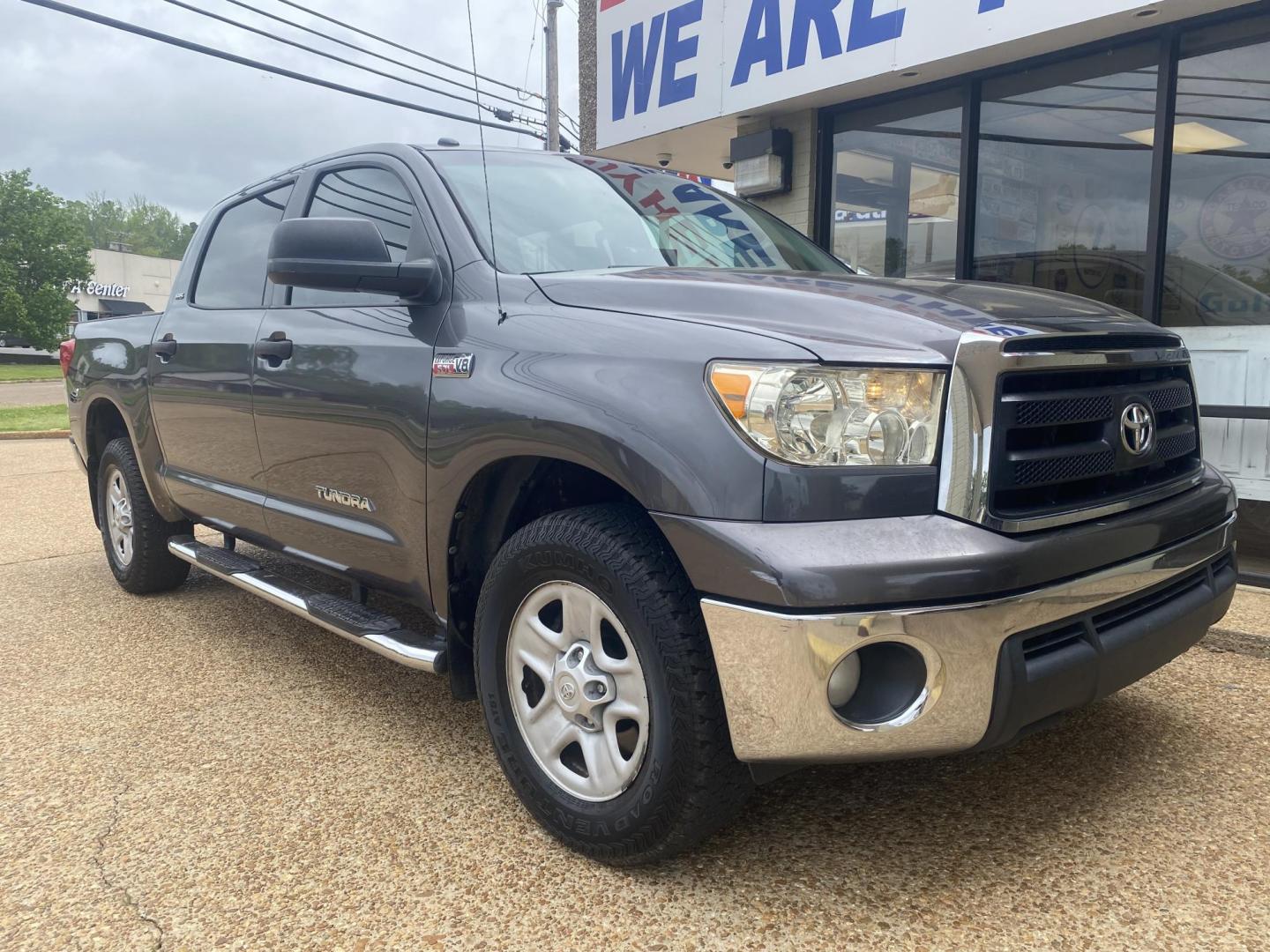 2012 GRAY TOYOTA TUNDRA SR5 (5TFEY5F17CX) , located at 922 W. Beacon St., Philadelphia, MS, 39350, (601) 650-3675, 32.770447, -89.127151 - Photo#0