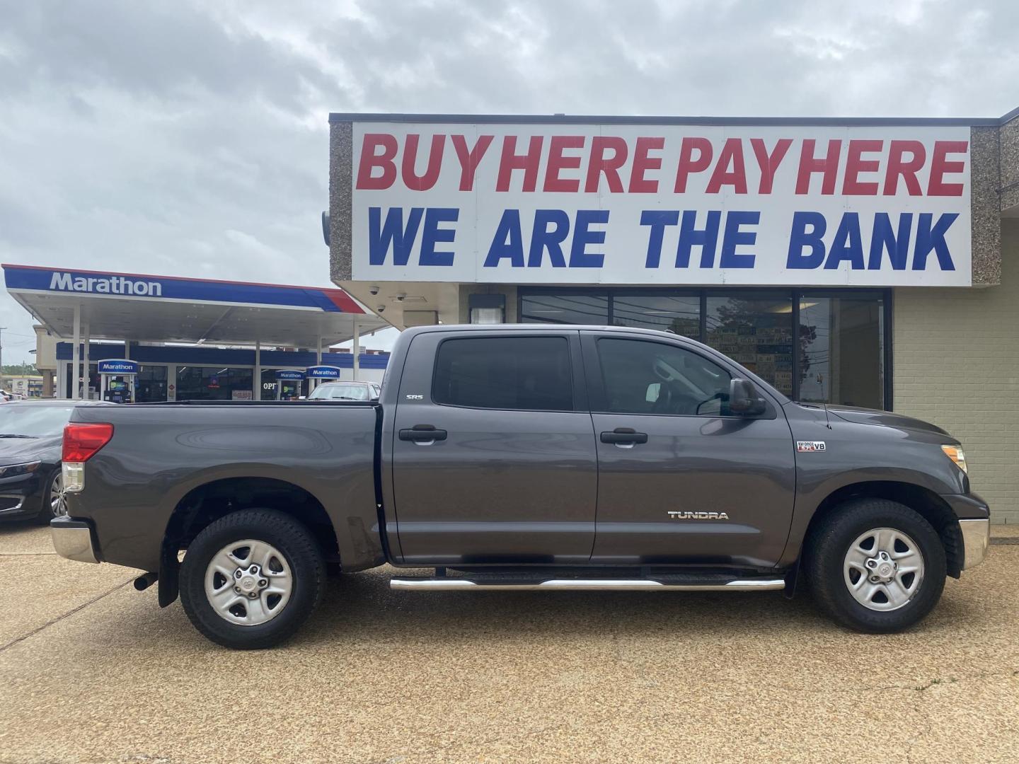 2012 GRAY TOYOTA TUNDRA SR5 (5TFEY5F17CX) , located at 922 W. Beacon St., Philadelphia, MS, 39350, (601) 650-3675, 32.770447, -89.127151 - Photo#6