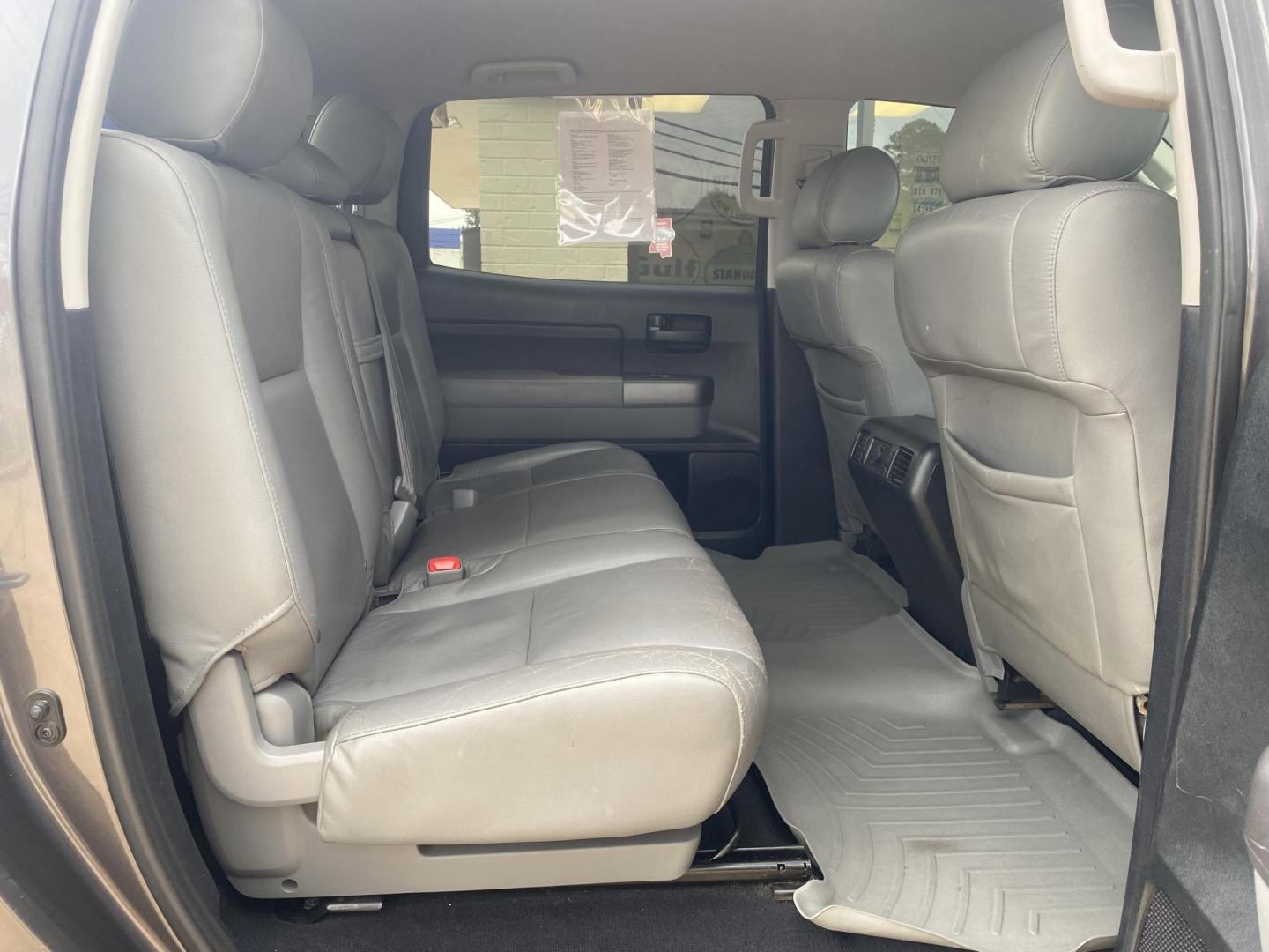 2012 GRAY TOYOTA TUNDRA SR5 (5TFEY5F17CX) , located at 922 W. Beacon St., Philadelphia, MS, 39350, (601) 650-3675, 32.770447, -89.127151 - Photo#12