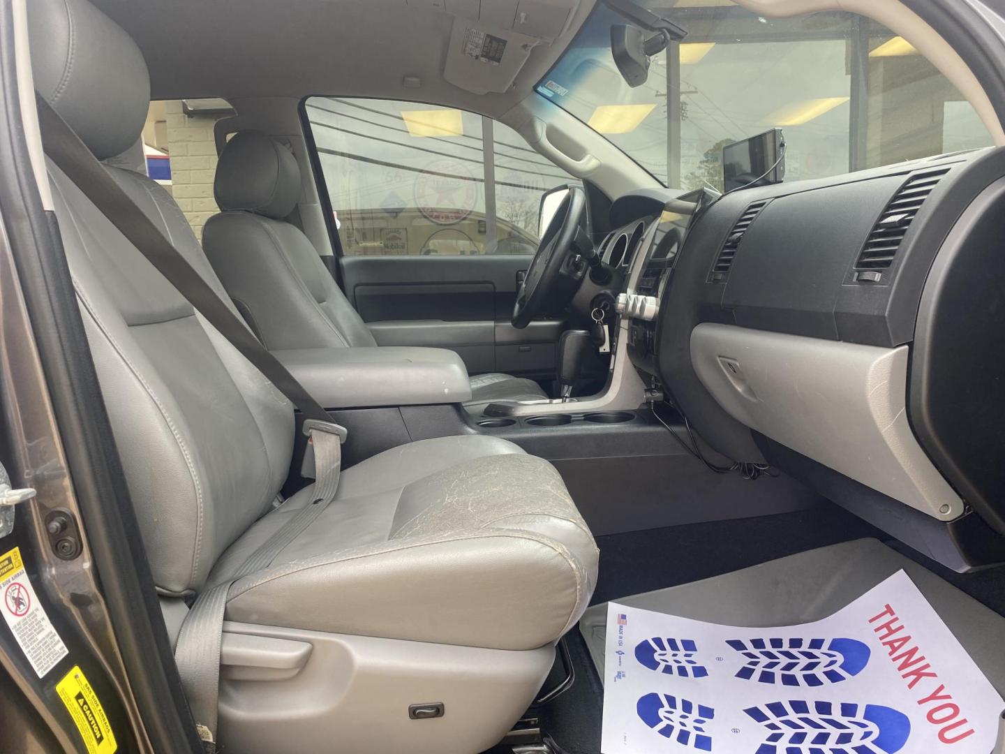2012 GRAY TOYOTA TUNDRA SR5 (5TFEY5F17CX) , located at 922 W. Beacon St., Philadelphia, MS, 39350, (601) 650-3675, 32.770447, -89.127151 - Photo#14