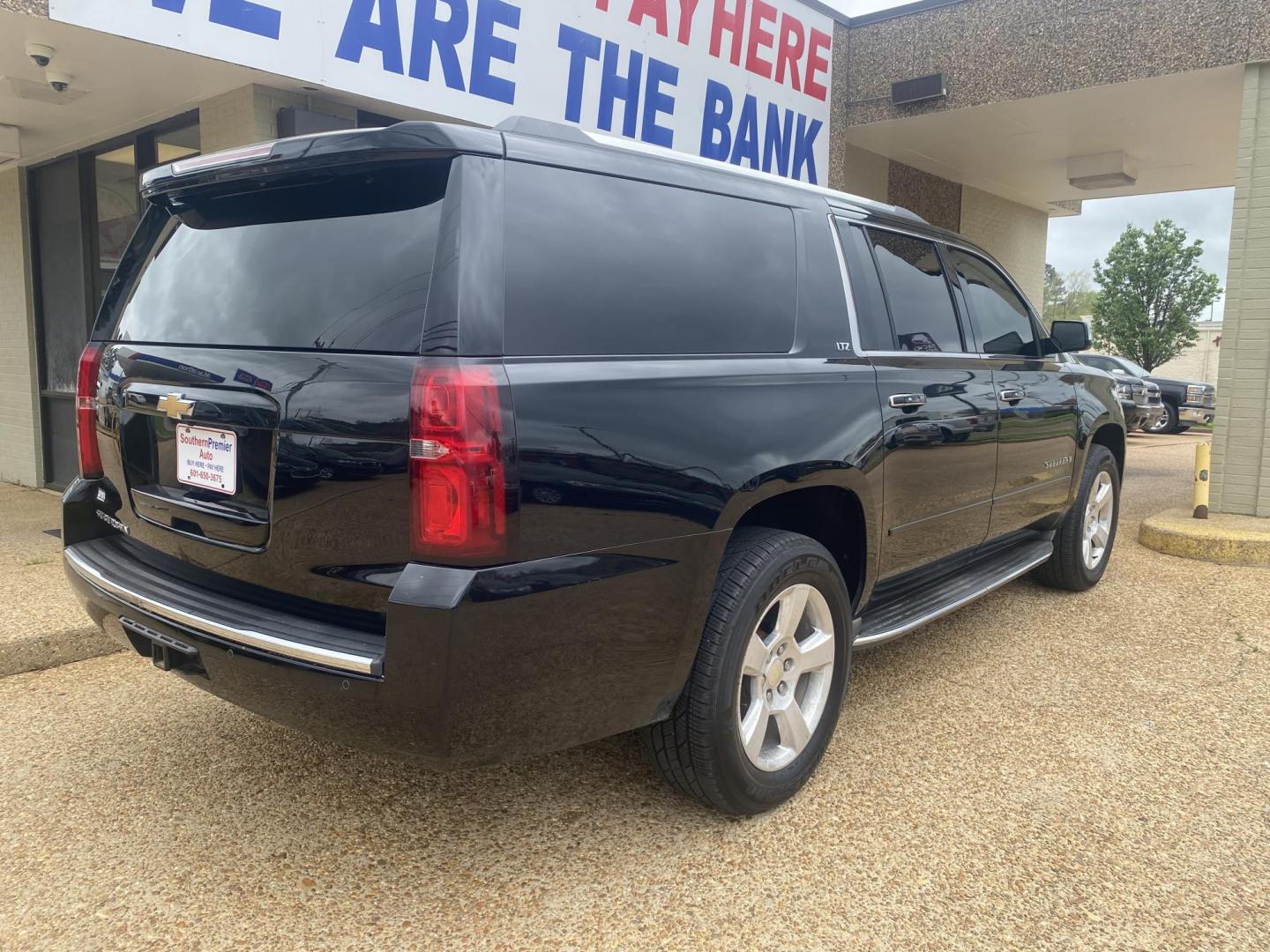 2015 BLACK CHEVROLET SUBURBAN LTZ (1GNSKKKC8FR) , located at 922 W. Beacon St., Philadelphia, MS, 39350, (601) 650-3675, 32.770447, -89.127151 - Photo#5