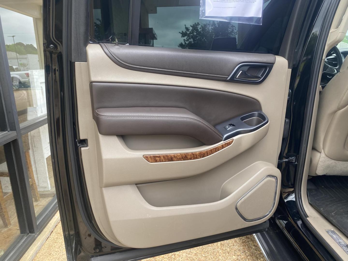 2015 BLACK CHEVROLET SUBURBAN LTZ (1GNSKKKC8FR) , located at 922 W. Beacon St., Philadelphia, MS, 39350, (601) 650-3675, 32.770447, -89.127151 - Photo#12