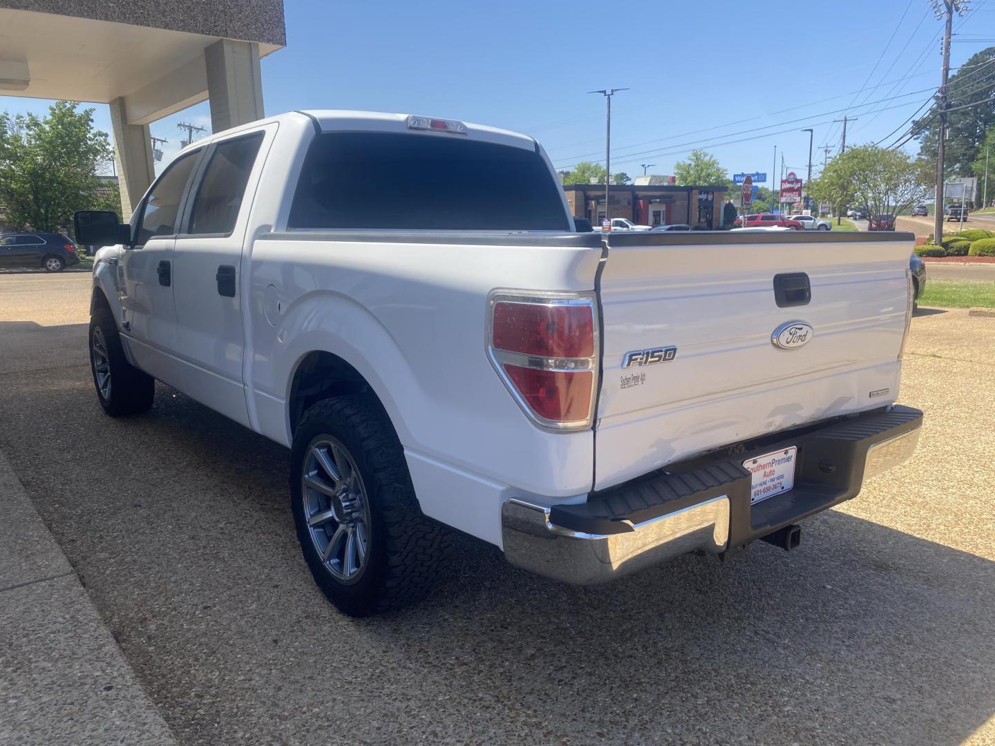 2014 WHITE FORD F-150 STX (1FTFW1CF8EF) , located at 922 W. Beacon St., Philadelphia, MS, 39350, (601) 650-3675, 32.770447, -89.127151 - Photo#3
