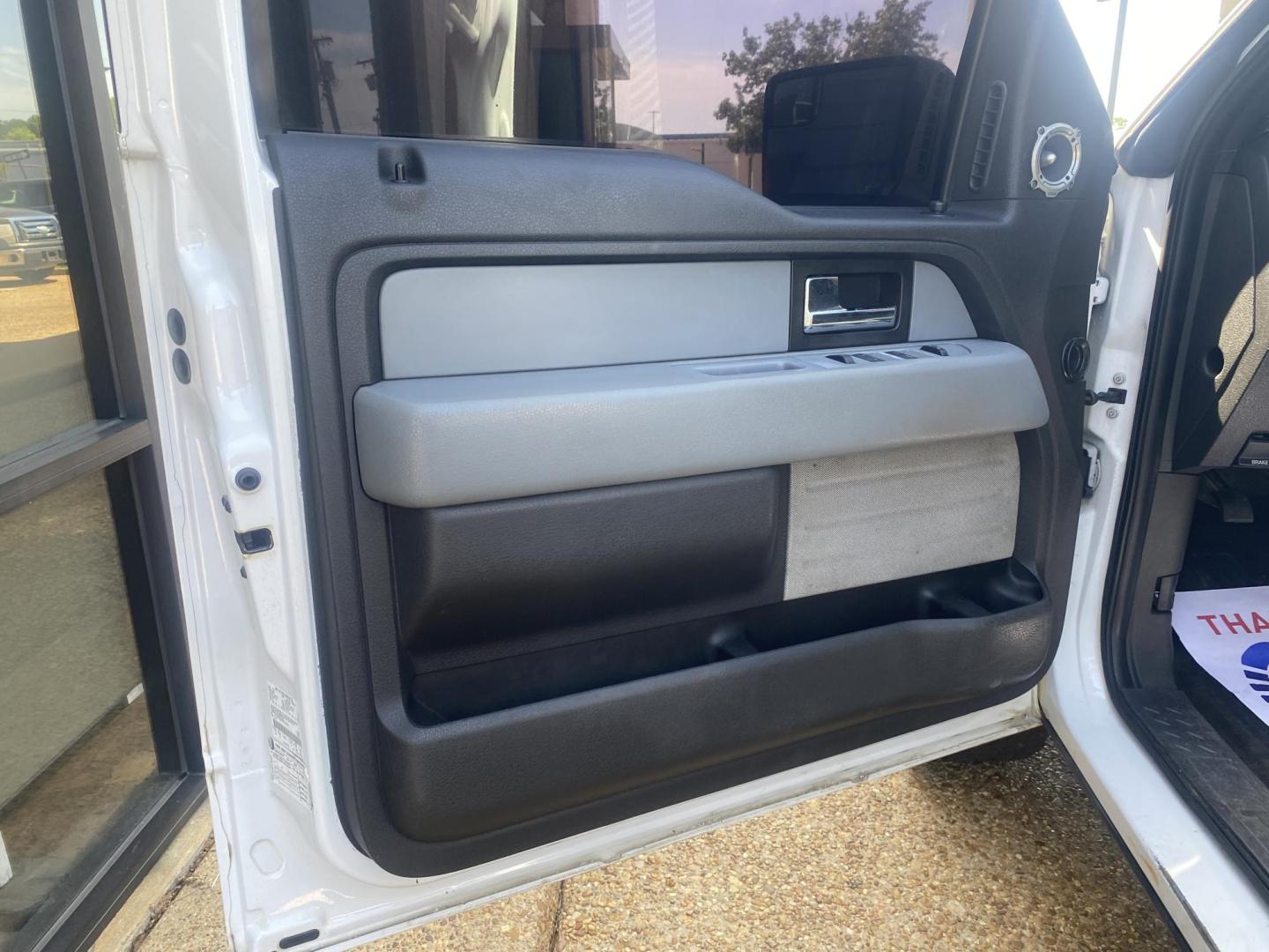 2014 WHITE FORD F-150 STX (1FTFW1CF8EF) , located at 922 W. Beacon St., Philadelphia, MS, 39350, (601) 650-3675, 32.770447, -89.127151 - Photo#8