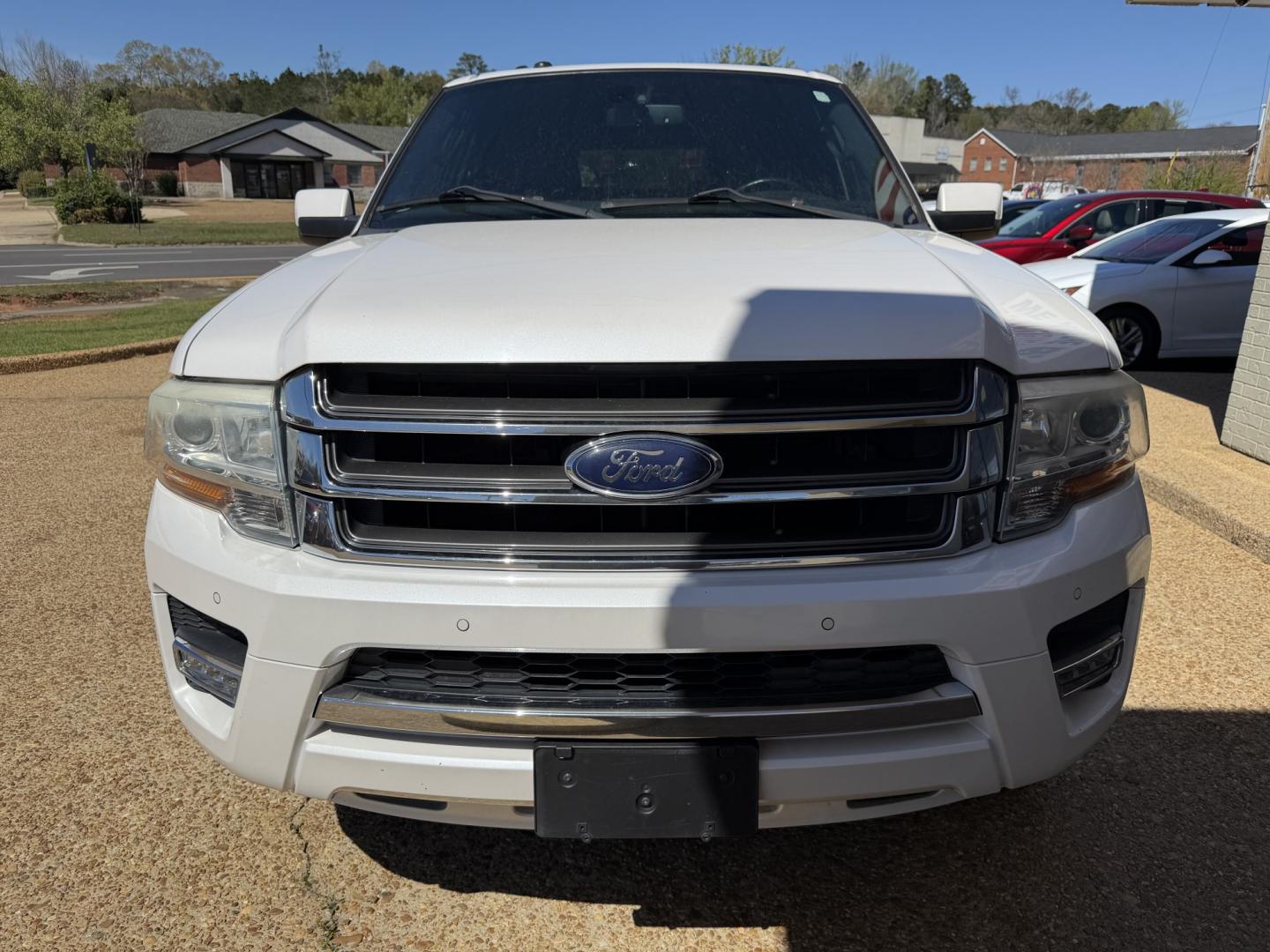 2015 WHITE FORD EXPEDITION LIMITED (1FMJU1KT6FE) , located at 922 W. Beacon St., Philadelphia, MS, 39350, (601) 650-3675, 32.770447, -89.127151 - Photo#1