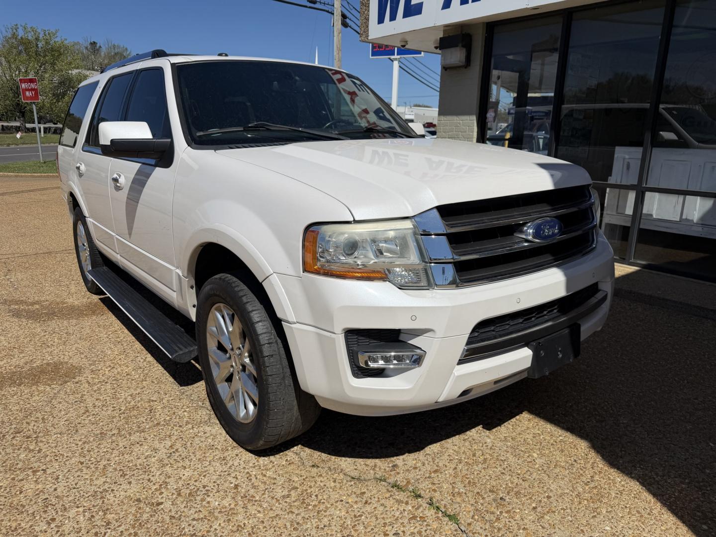 2015 WHITE FORD EXPEDITION LIMITED (1FMJU1KT6FE) , located at 922 W. Beacon St., Philadelphia, MS, 39350, (601) 650-3675, 32.770447, -89.127151 - Photo#0