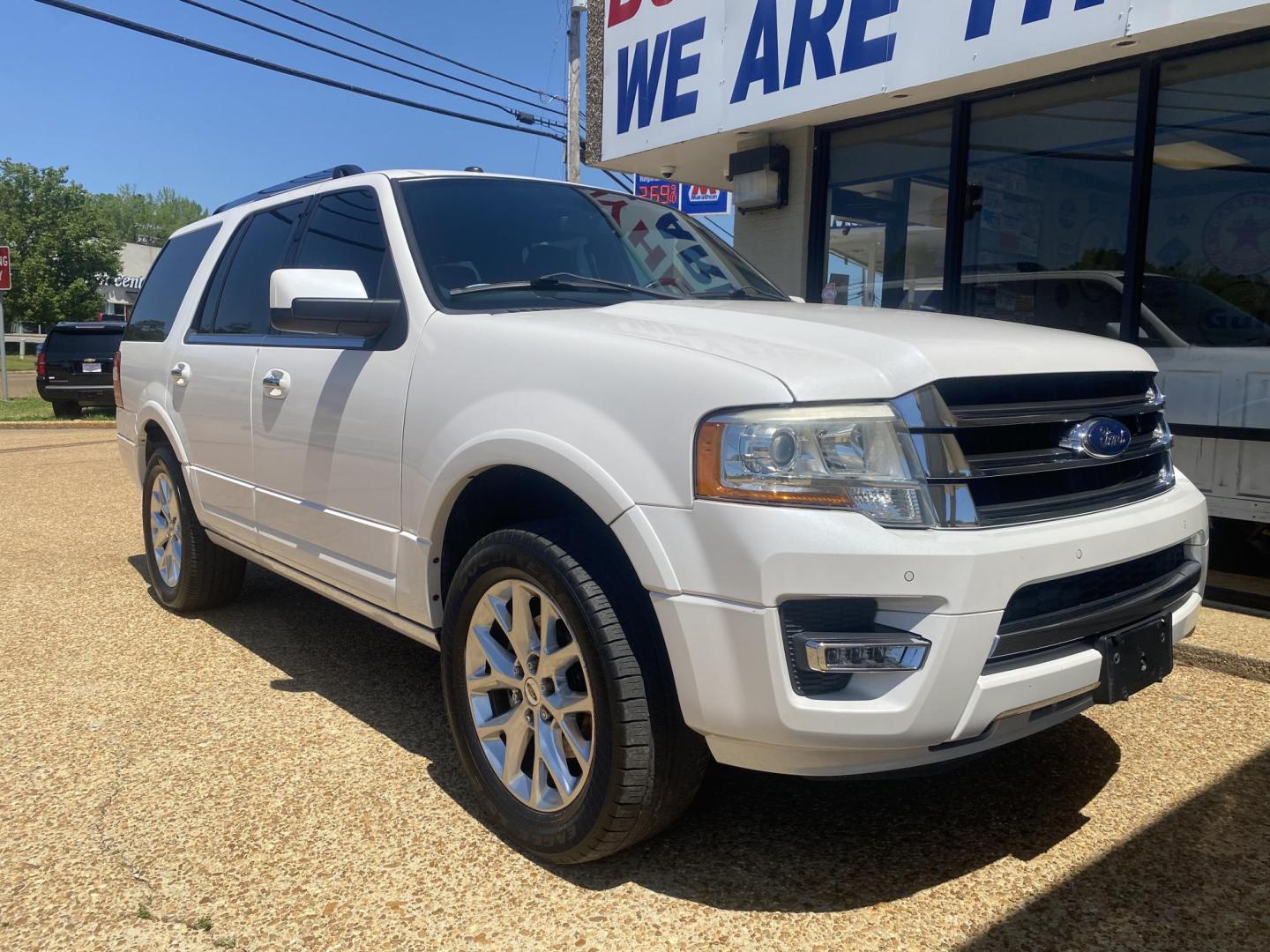 2015 WHITE FORD EXPEDITION LIMITED (1FMJU1KT6FE) , located at 922 W. Beacon St., Philadelphia, MS, 39350, (601) 650-3675, 32.770447, -89.127151 - Photo#0