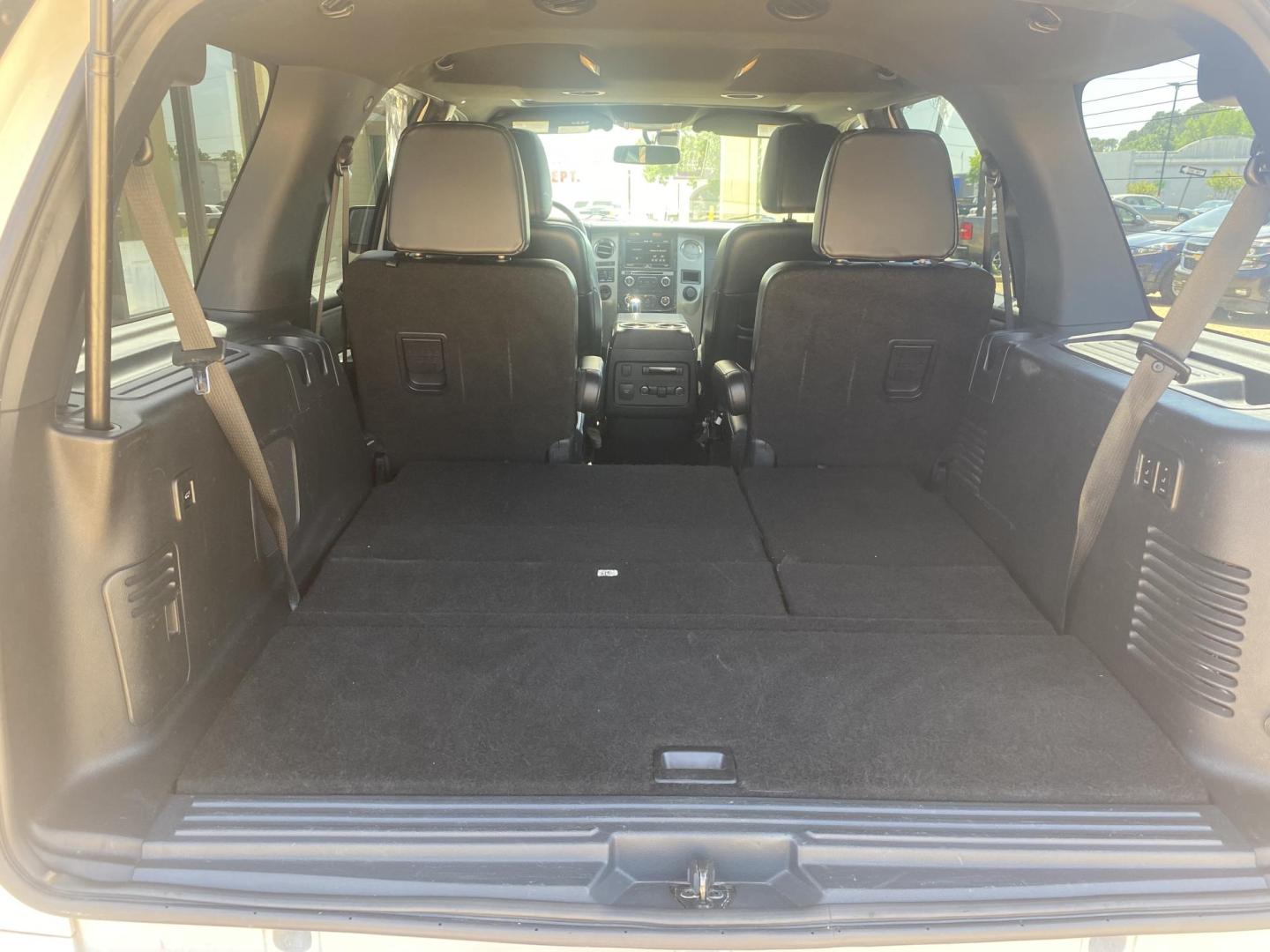 2015 WHITE FORD EXPEDITION LIMITED (1FMJU1KT6FE) , located at 922 W. Beacon St., Philadelphia, MS, 39350, (601) 650-3675, 32.770447, -89.127151 - Photo#17