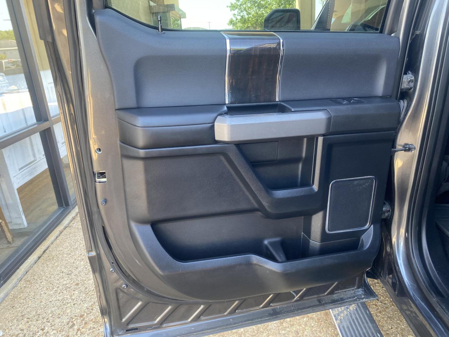 2017 BLACK FORD F-150 PLATINUM (1FTEW1EG7HF) , located at 922 W. Beacon St., Philadelphia, MS, 39350, (601) 650-3675, 32.770447, -89.127151 - Photo#12