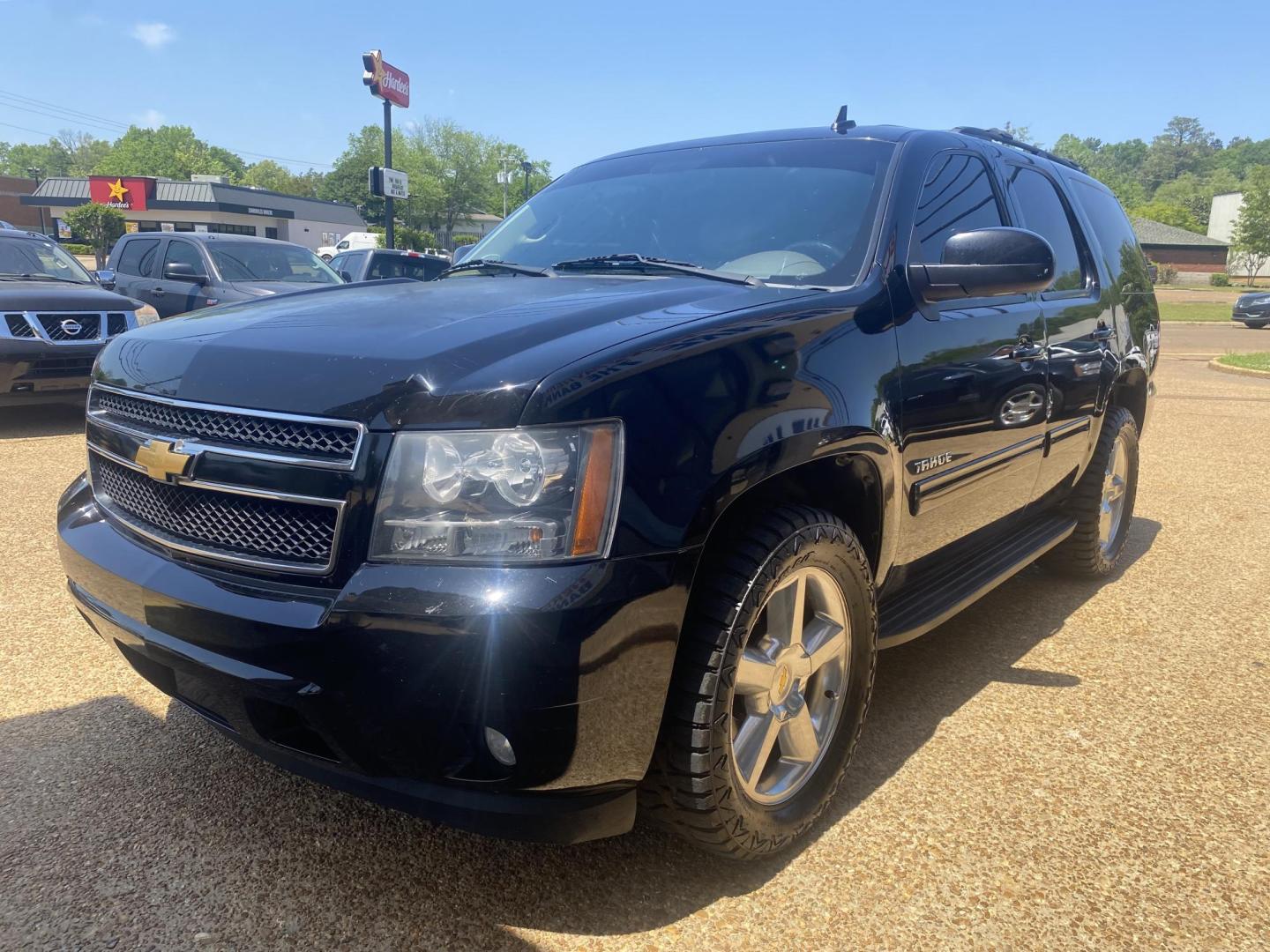 2013 BLACK CHEVROLET TAHOE LT (1GNSCBE0XDR) , located at 922 W. Beacon St., Philadelphia, MS, 39350, (601) 650-3675, 32.770447, -89.127151 - Photo#2