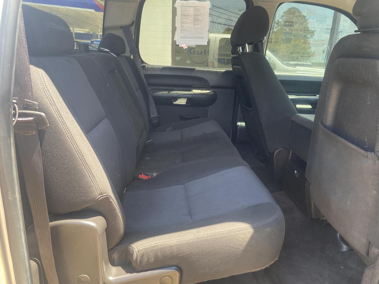 2010 SILVER GMC SIERRA SLE (3GTRCVE02AG) , located at 922 W. Beacon St., Philadelphia, MS, 39350, (601) 650-3675, 32.770447, -89.127151 - Photo#14