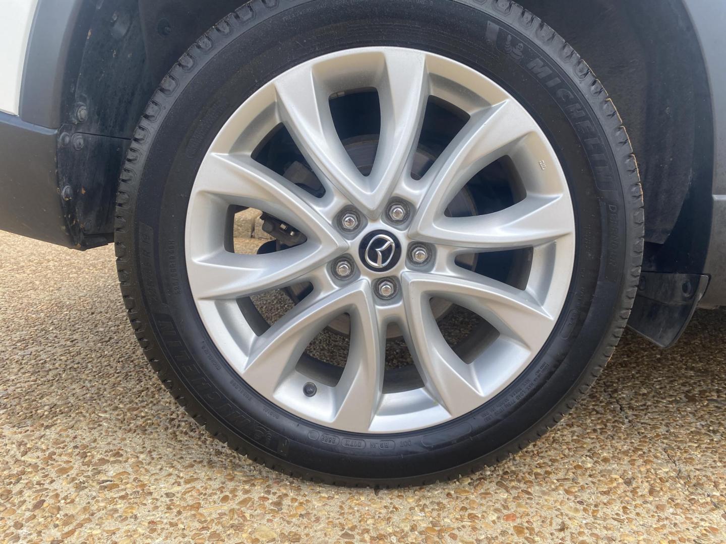2014 WHITE MAZDA CX-5 GRAND TOURING (JM3KE2DY6E0) , located at 922 W. Beacon St., Philadelphia, MS, 39350, (601) 650-3675, 32.770447, -89.127151 - Photo#7