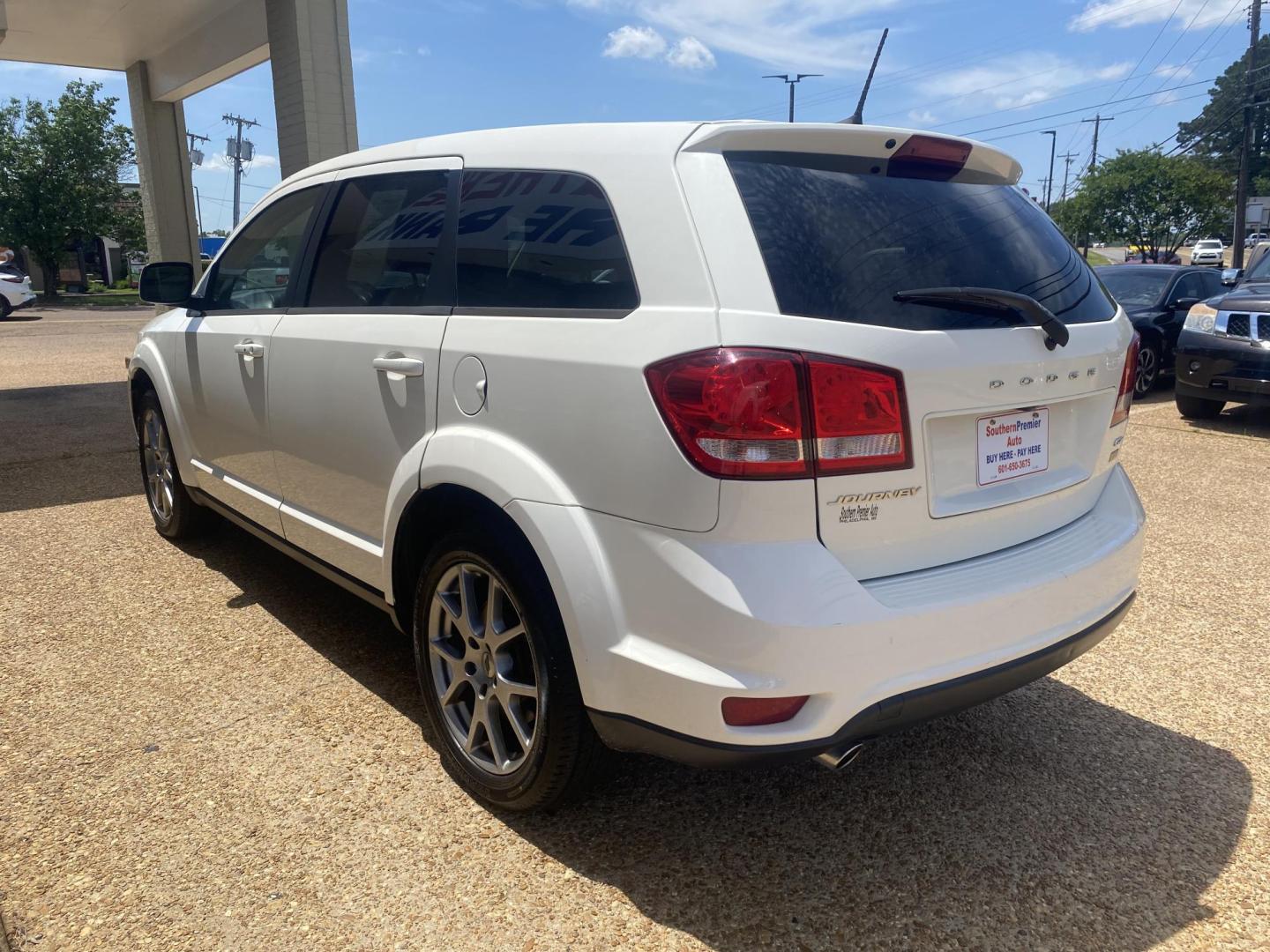 2018 WHITE DODGE JOURNEY GT (3C4PDCEGXJT) , located at 922 W. Beacon St., Philadelphia, MS, 39350, (601) 650-3675, 32.770447, -89.127151 - Photo#3