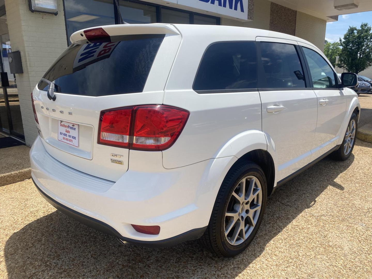 2018 WHITE DODGE JOURNEY GT (3C4PDCEGXJT) , located at 922 W. Beacon St., Philadelphia, MS, 39350, (601) 650-3675, 32.770447, -89.127151 - Photo#5