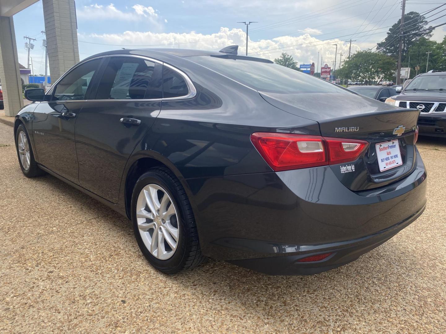 2018 GRAY CHEVROLET MALIBU LT (2FL) (1G1ZD5ST7JF) , located at 922 W. Beacon St., Philadelphia, MS, 39350, (601) 650-3675, 32.770447, -89.127151 - Photo#3