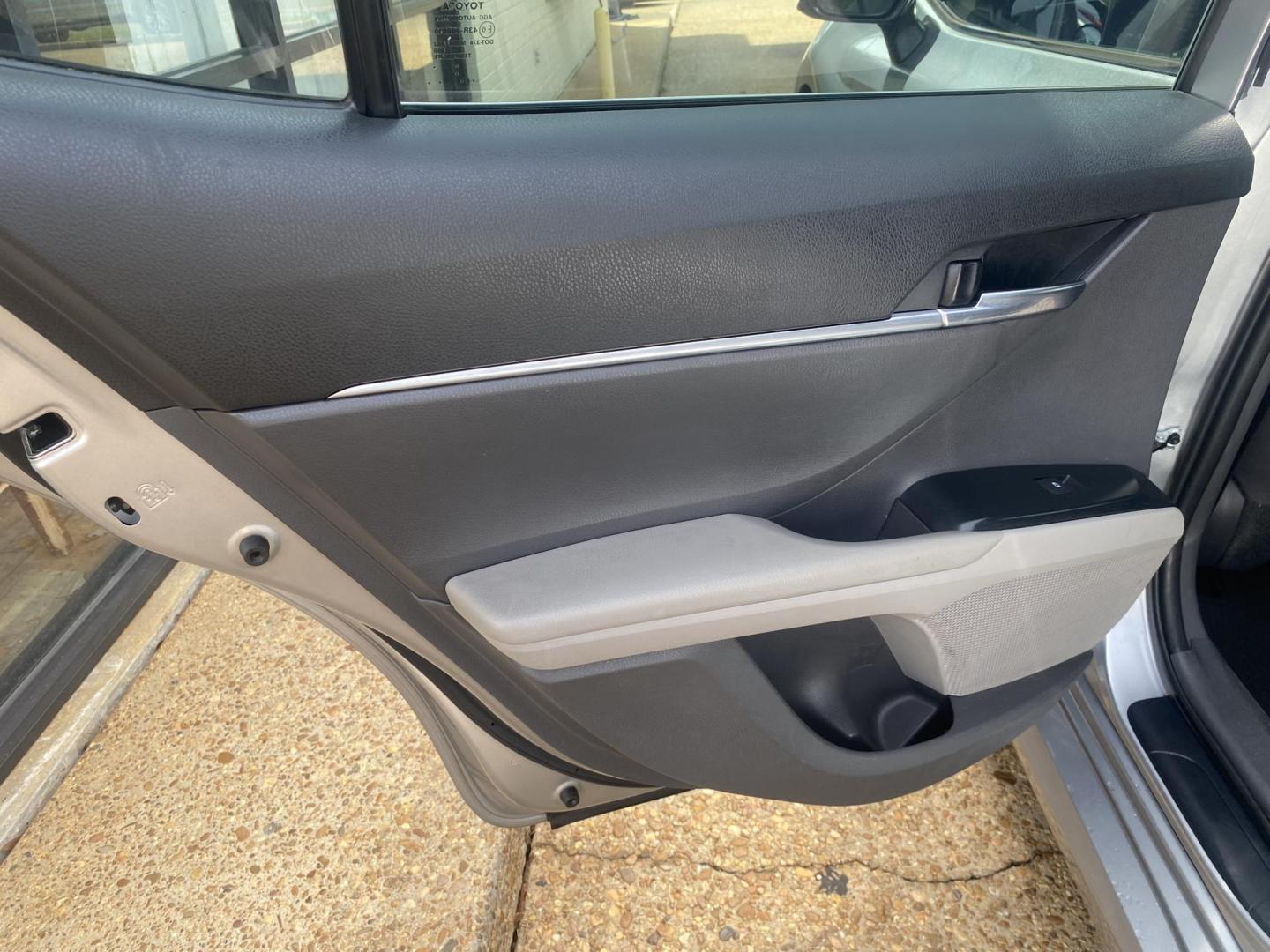 2020 SILVER TOYOTA CAMRY LE (4T1C11AK7LU) , located at 922 W. Beacon St., Philadelphia, MS, 39350, (601) 650-3675, 32.770447, -89.127151 - Photo#12