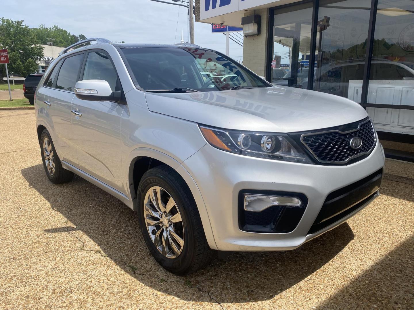 2013 SILVER KIA SORENTO SX (5XYKW4A23DG) , located at 922 W. Beacon St., Philadelphia, MS, 39350, (601) 650-3675, 32.770447, -89.127151 - Photo#0