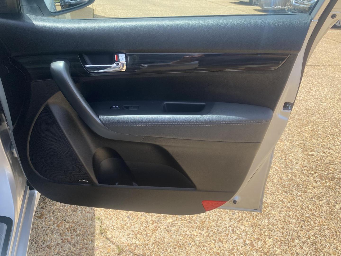 2013 SILVER KIA SORENTO SX (5XYKW4A23DG) , located at 922 W. Beacon St., Philadelphia, MS, 39350, (601) 650-3675, 32.770447, -89.127151 - Photo#11
